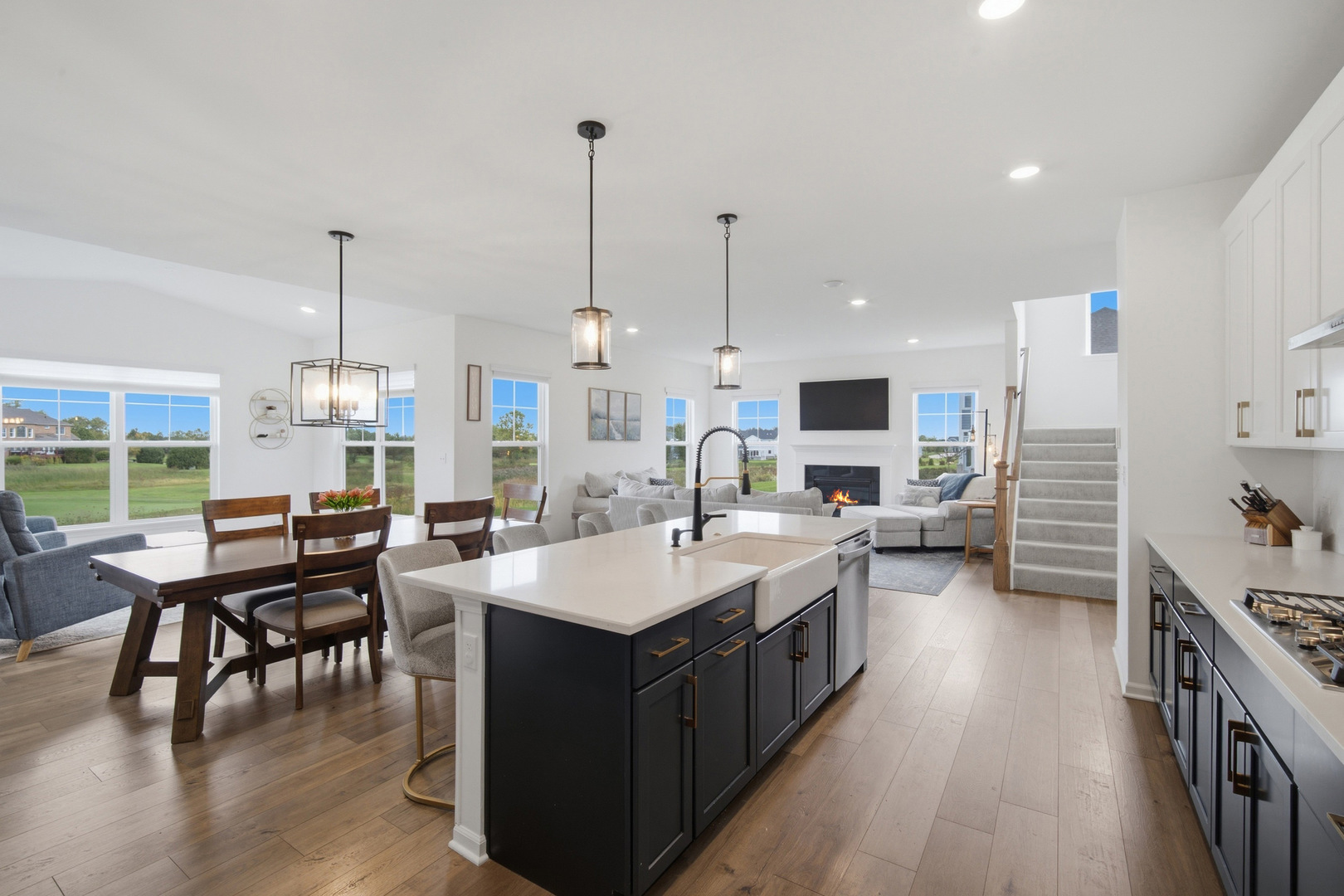 10 Crystal Downs Drive