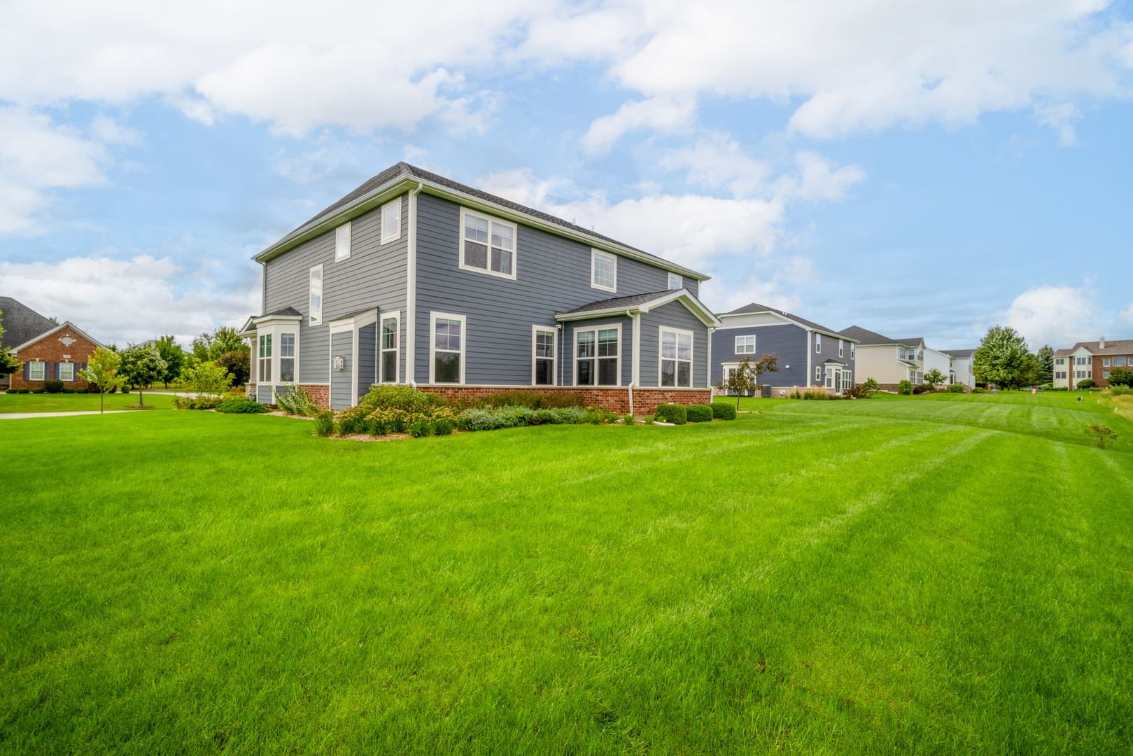 10 Crystal Downs Drive