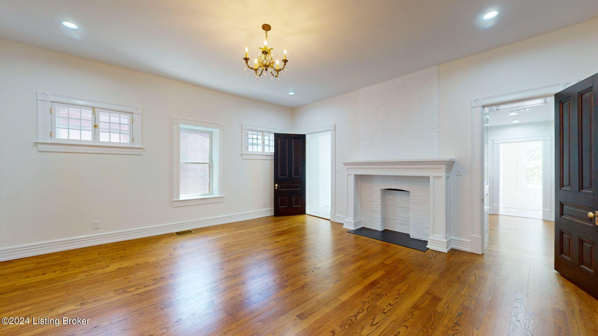 530 W Saint Catherine St