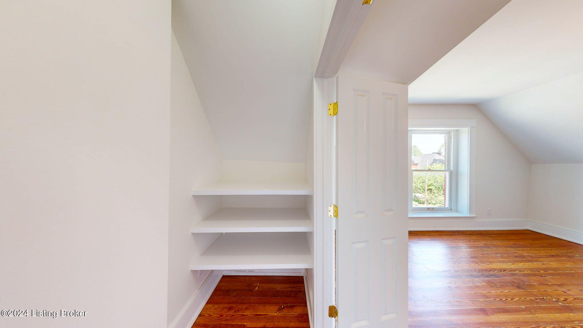 530 W Saint Catherine St