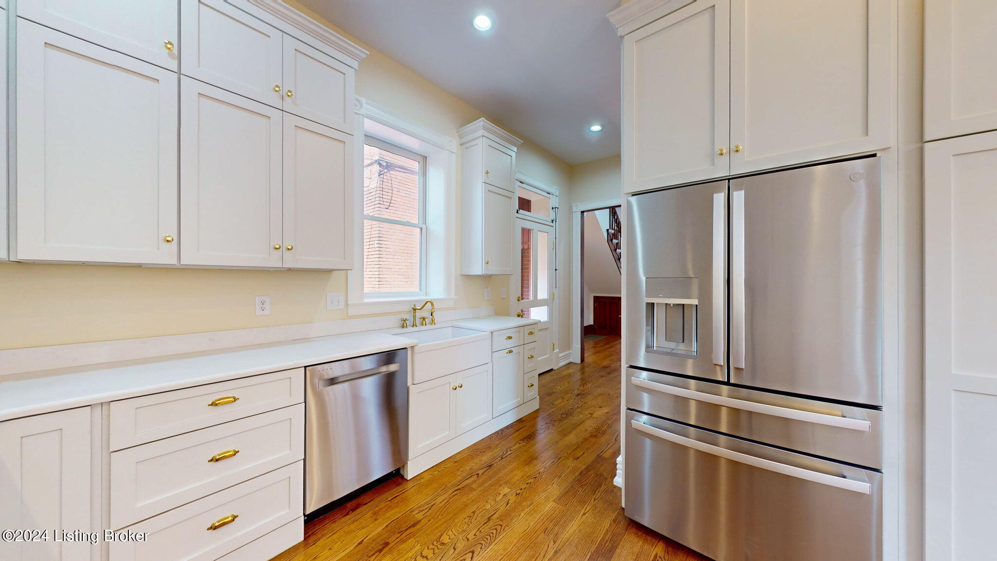 530 W Saint Catherine St