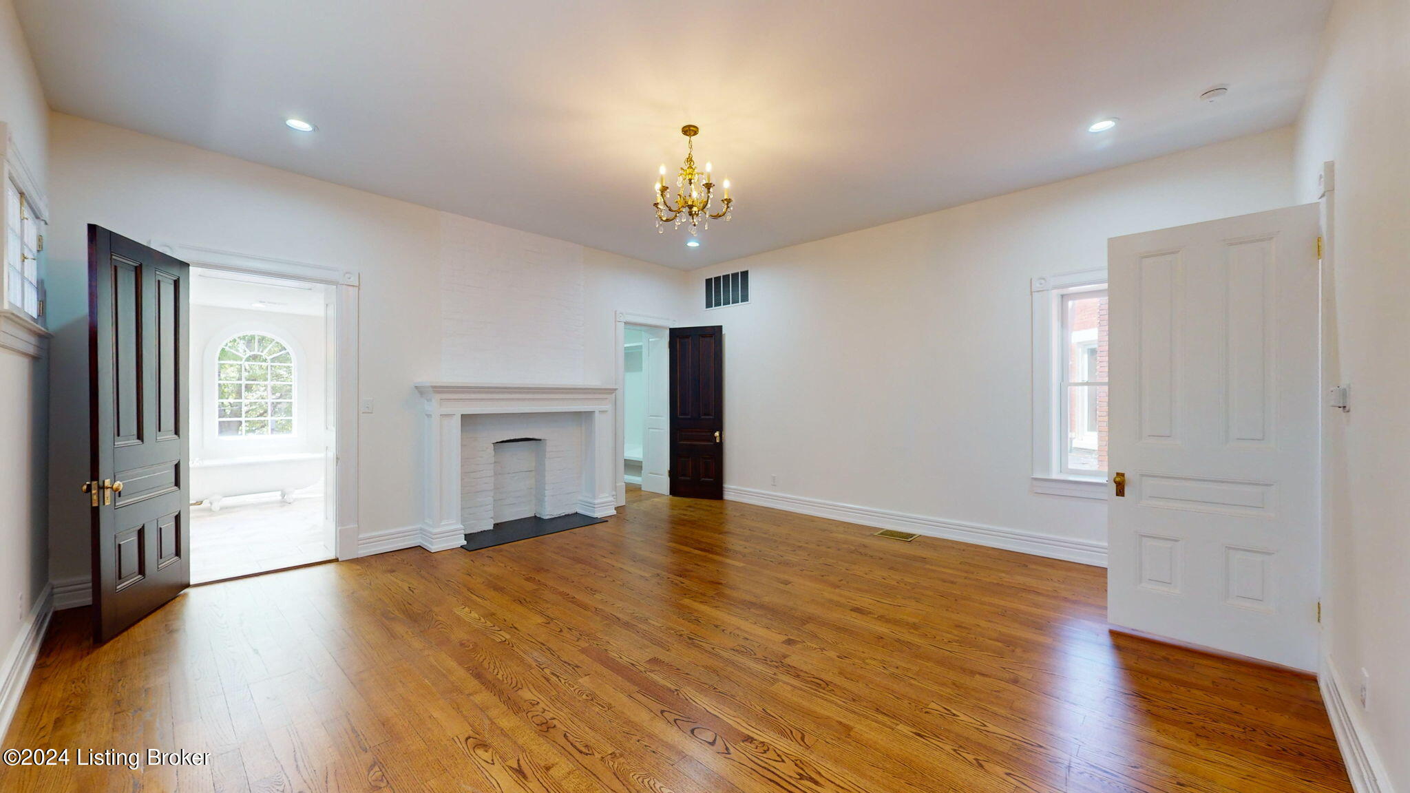 530 W Saint Catherine St
