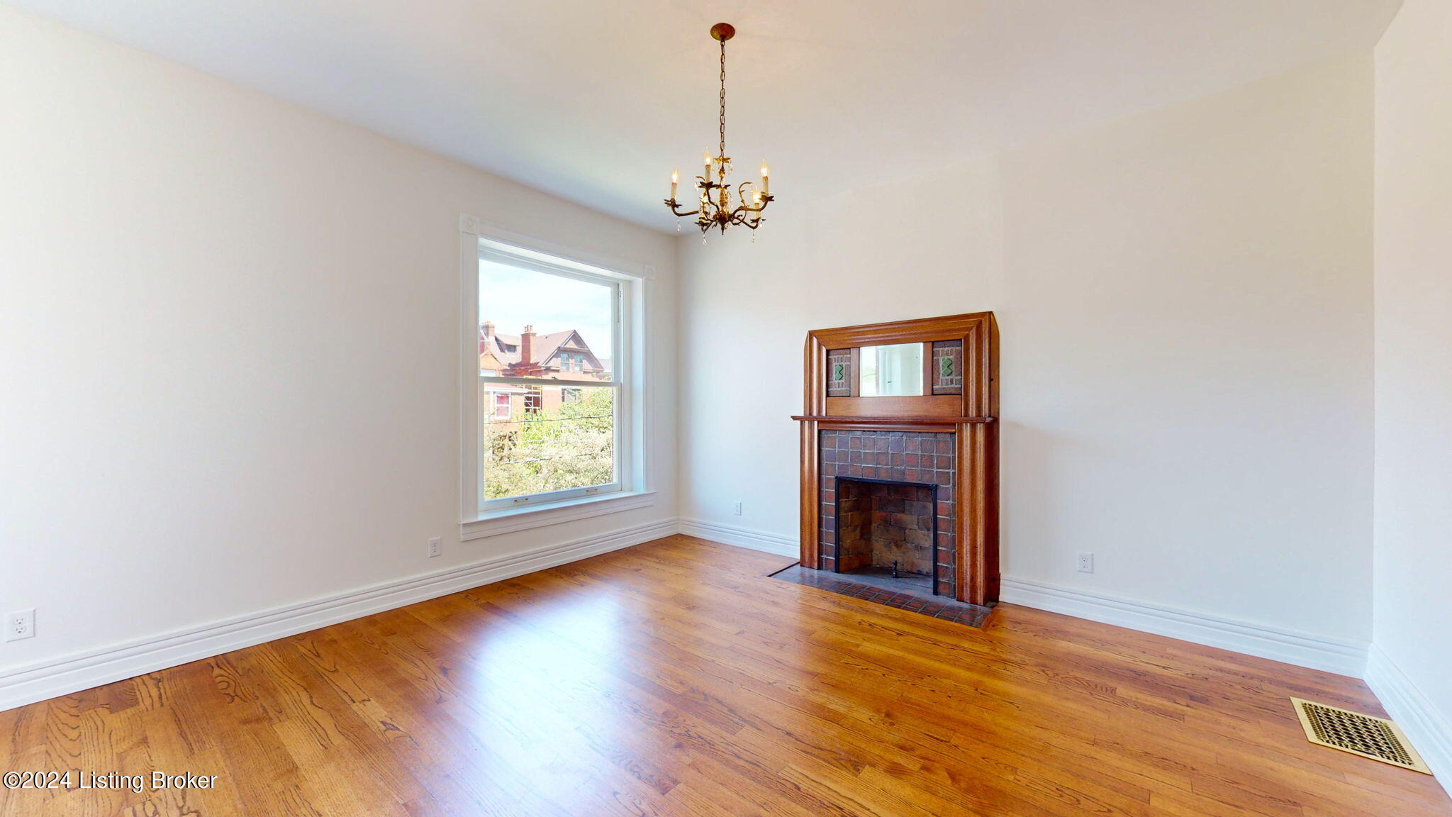 530 W Saint Catherine St