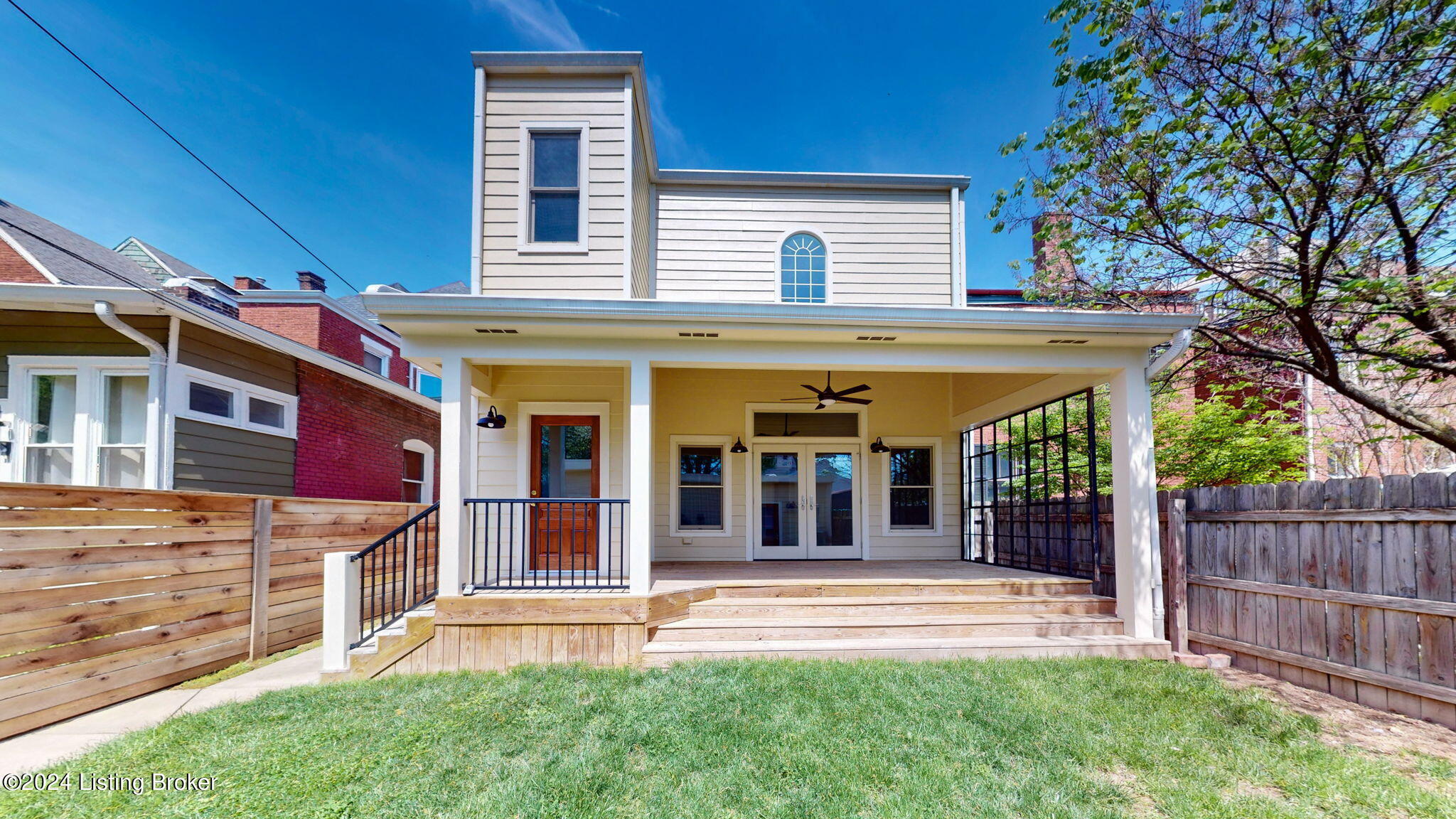 530 W Saint Catherine St