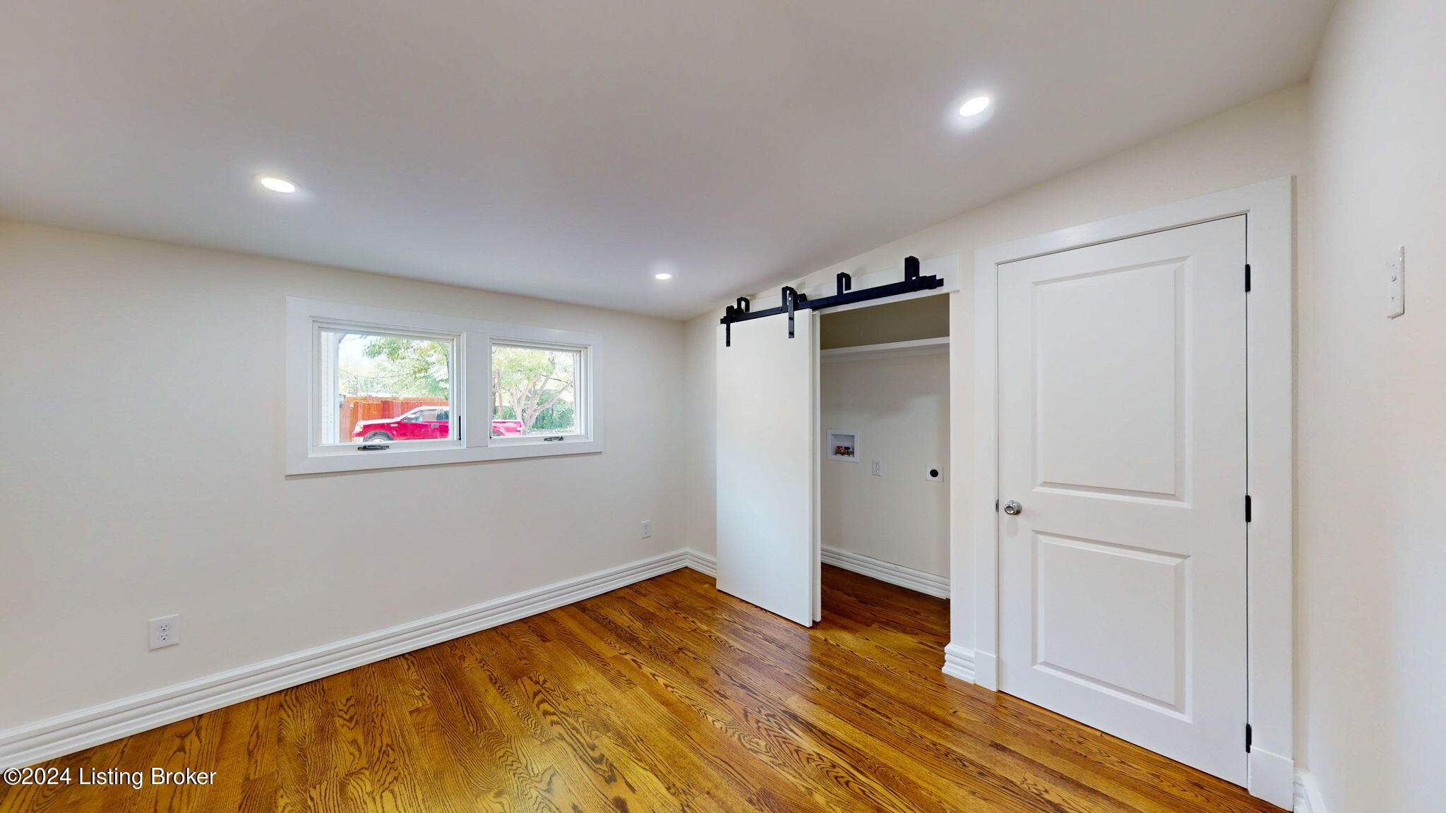 530 W Saint Catherine St