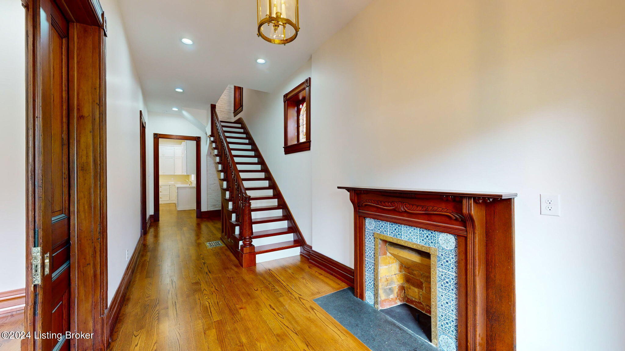 530 W Saint Catherine St