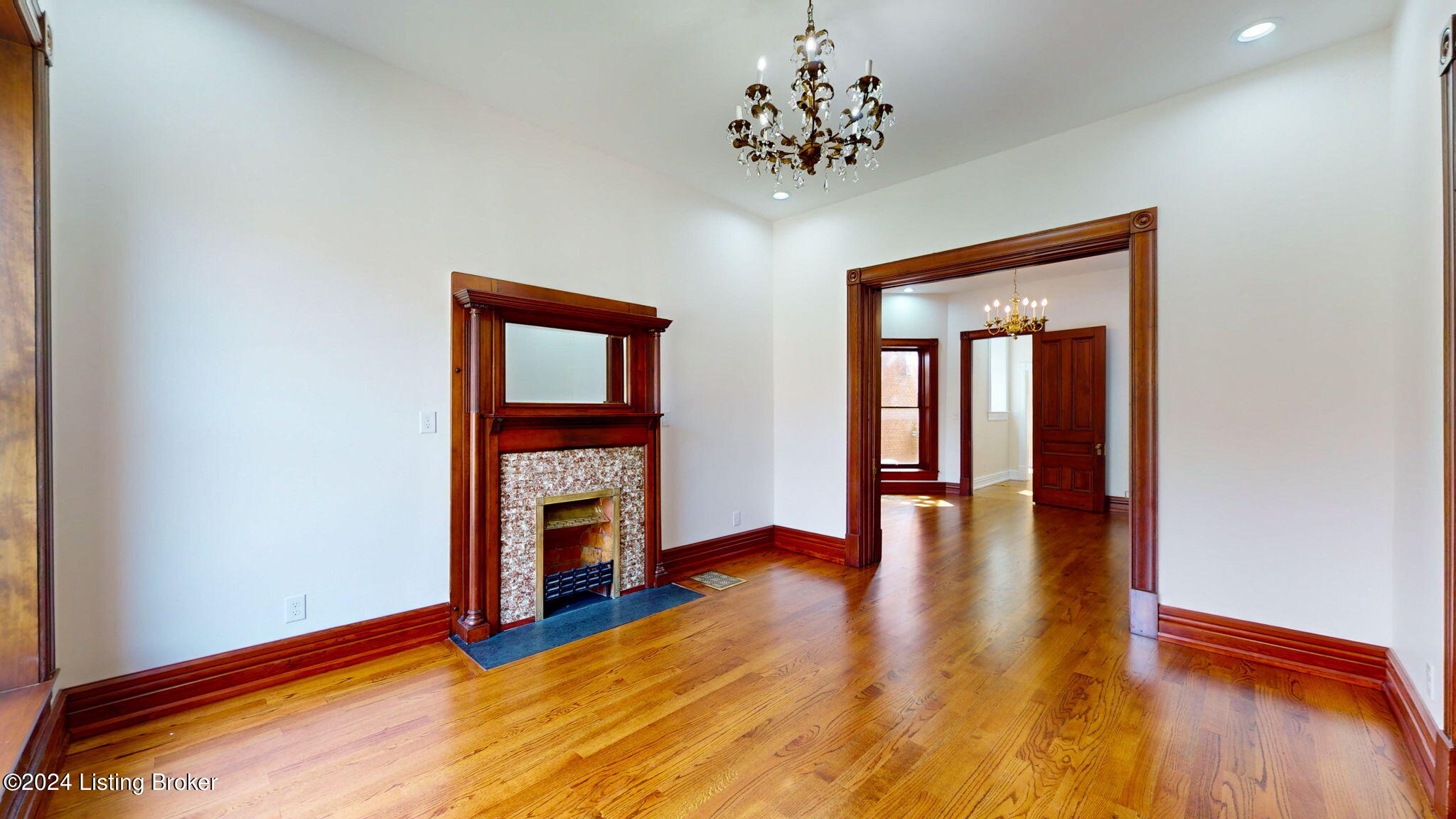 530 W Saint Catherine St