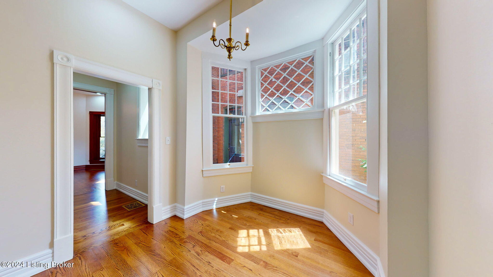 530 W Saint Catherine St