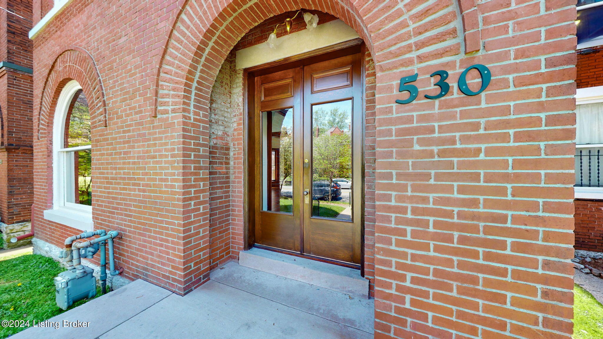 530 W Saint Catherine St