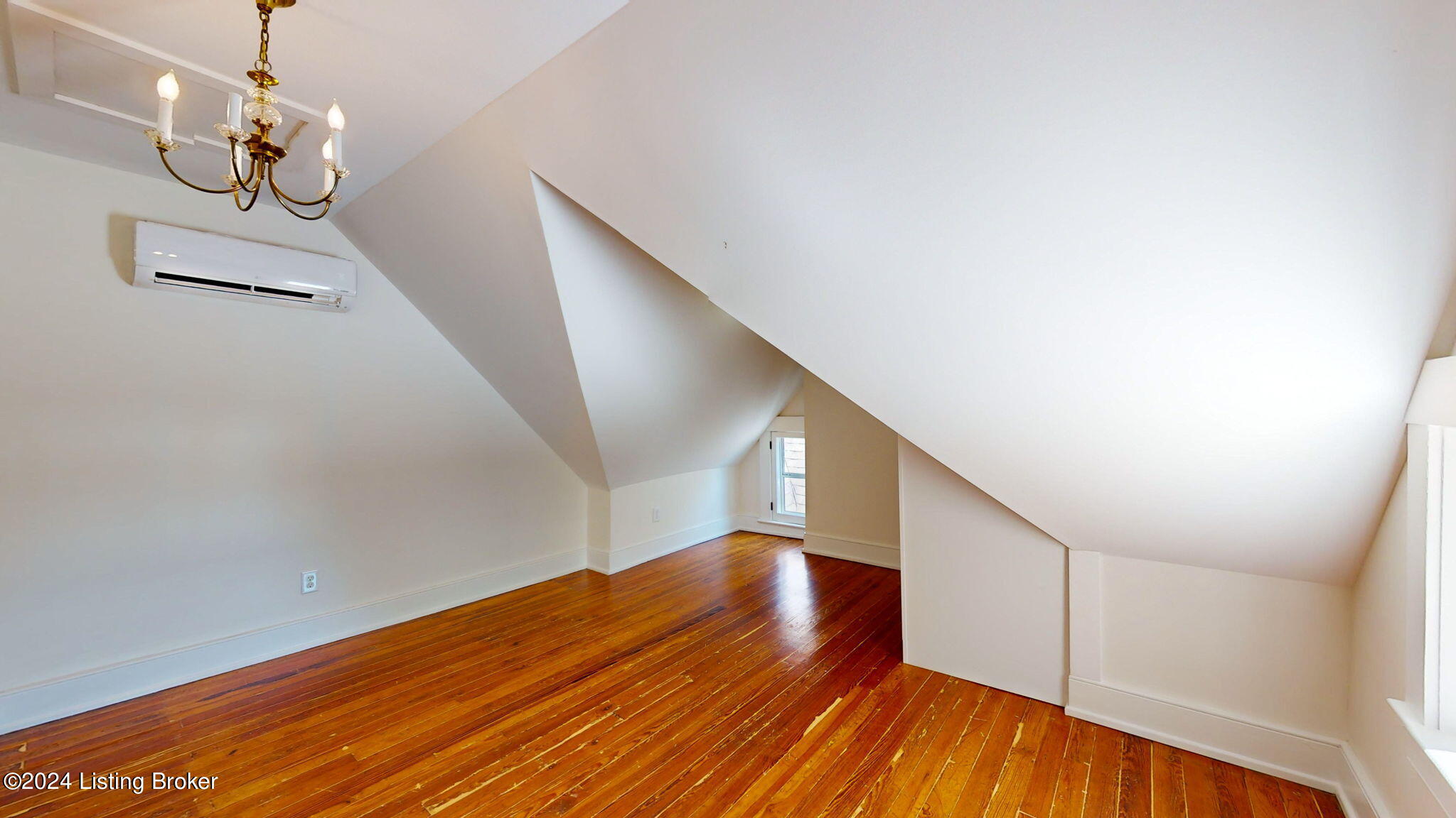 530 W Saint Catherine St