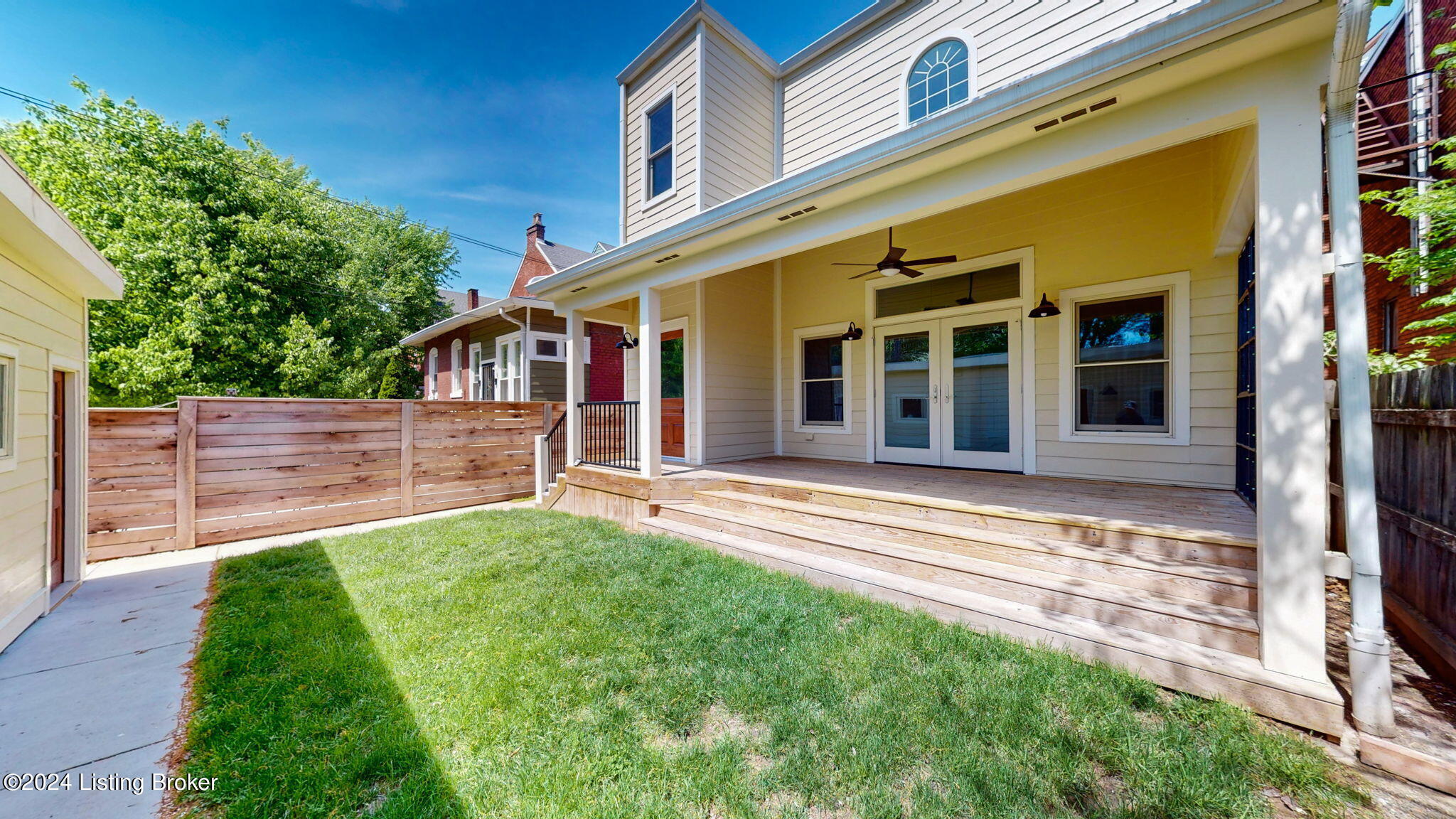 530 W Saint Catherine St