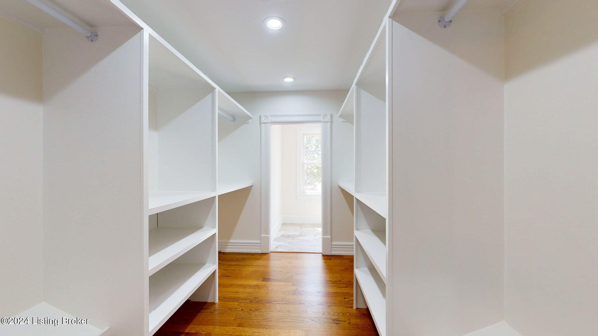 530 W Saint Catherine St
