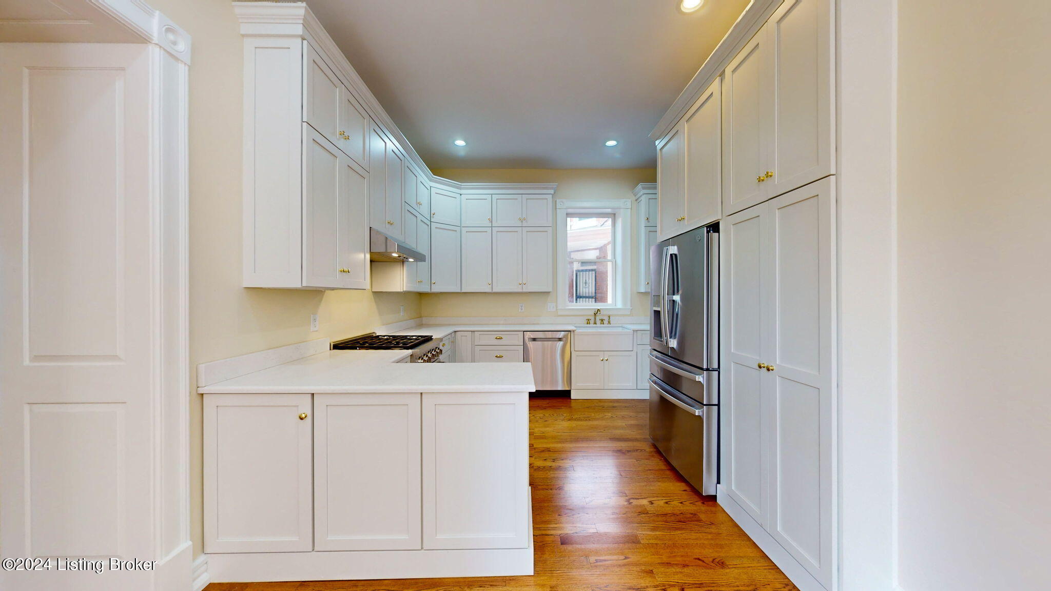 530 W Saint Catherine St