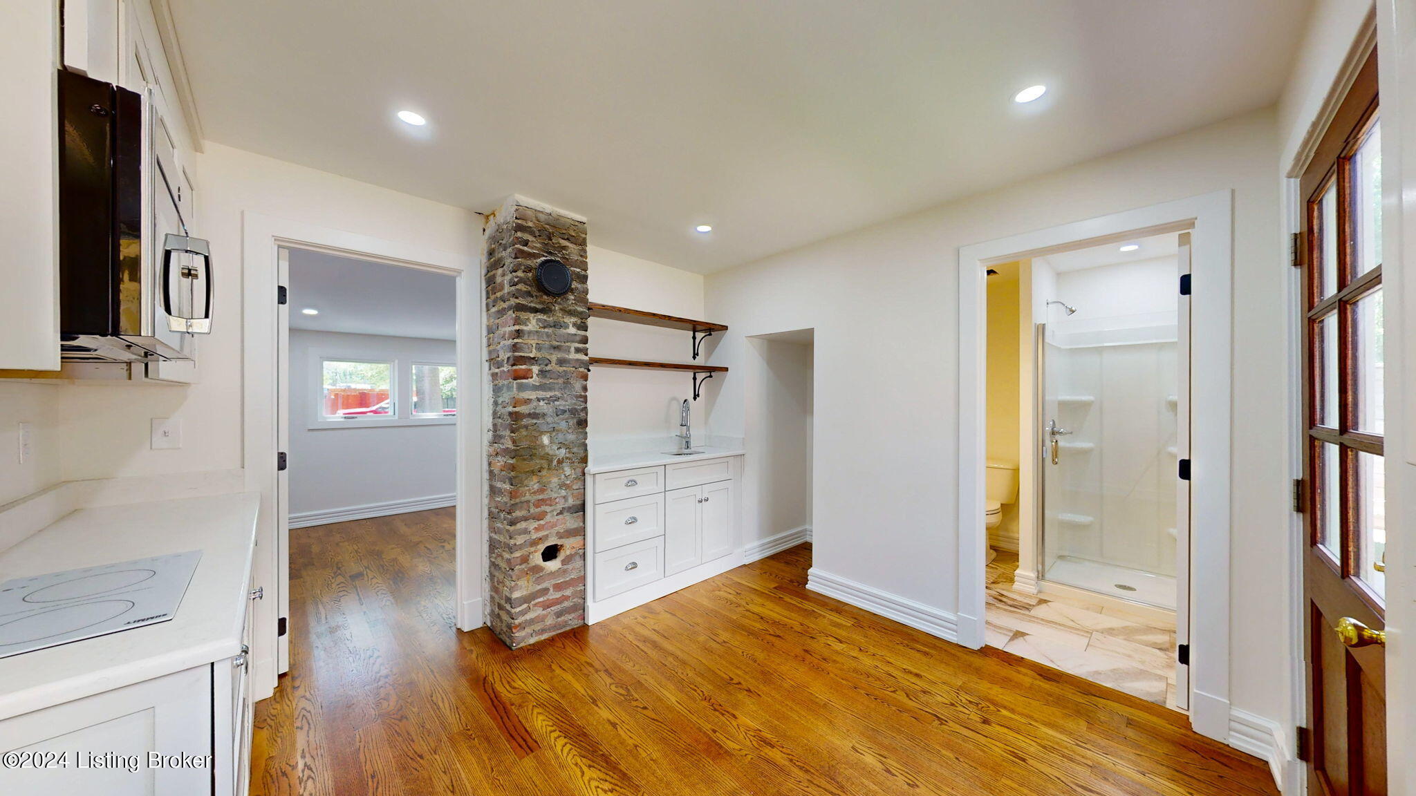 530 W Saint Catherine St