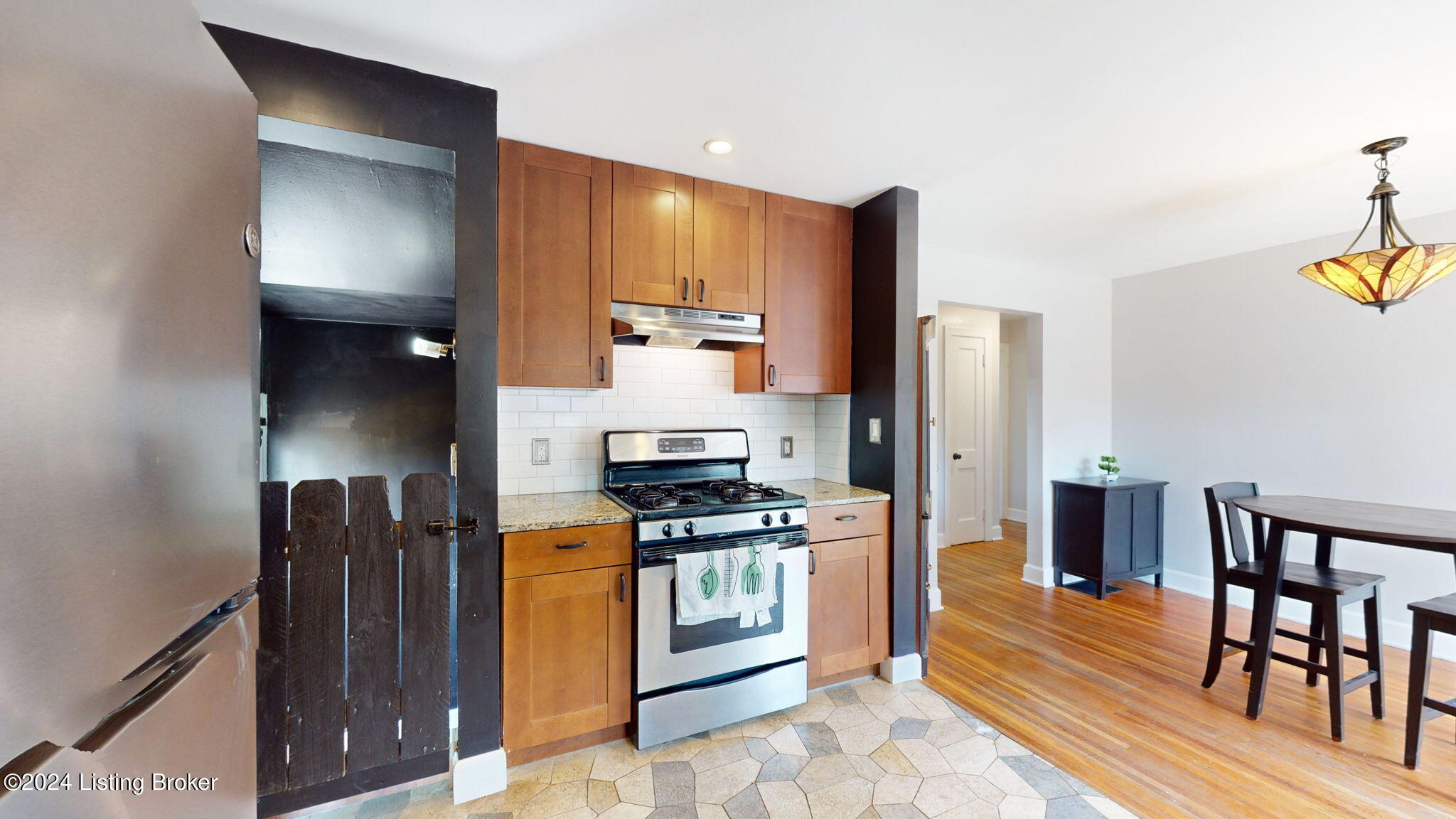 4122 Ledyard Rd