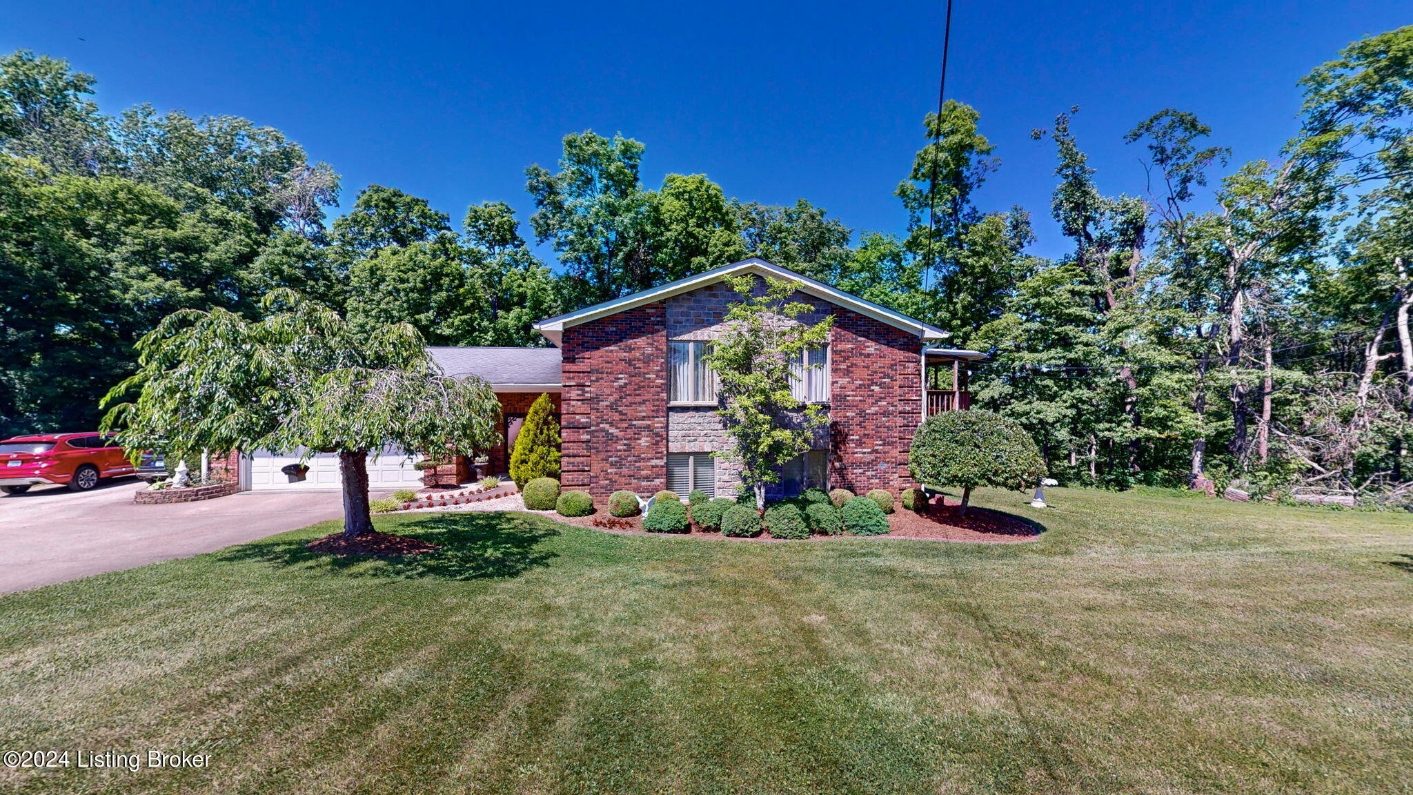 305 Cedar Creek Ln