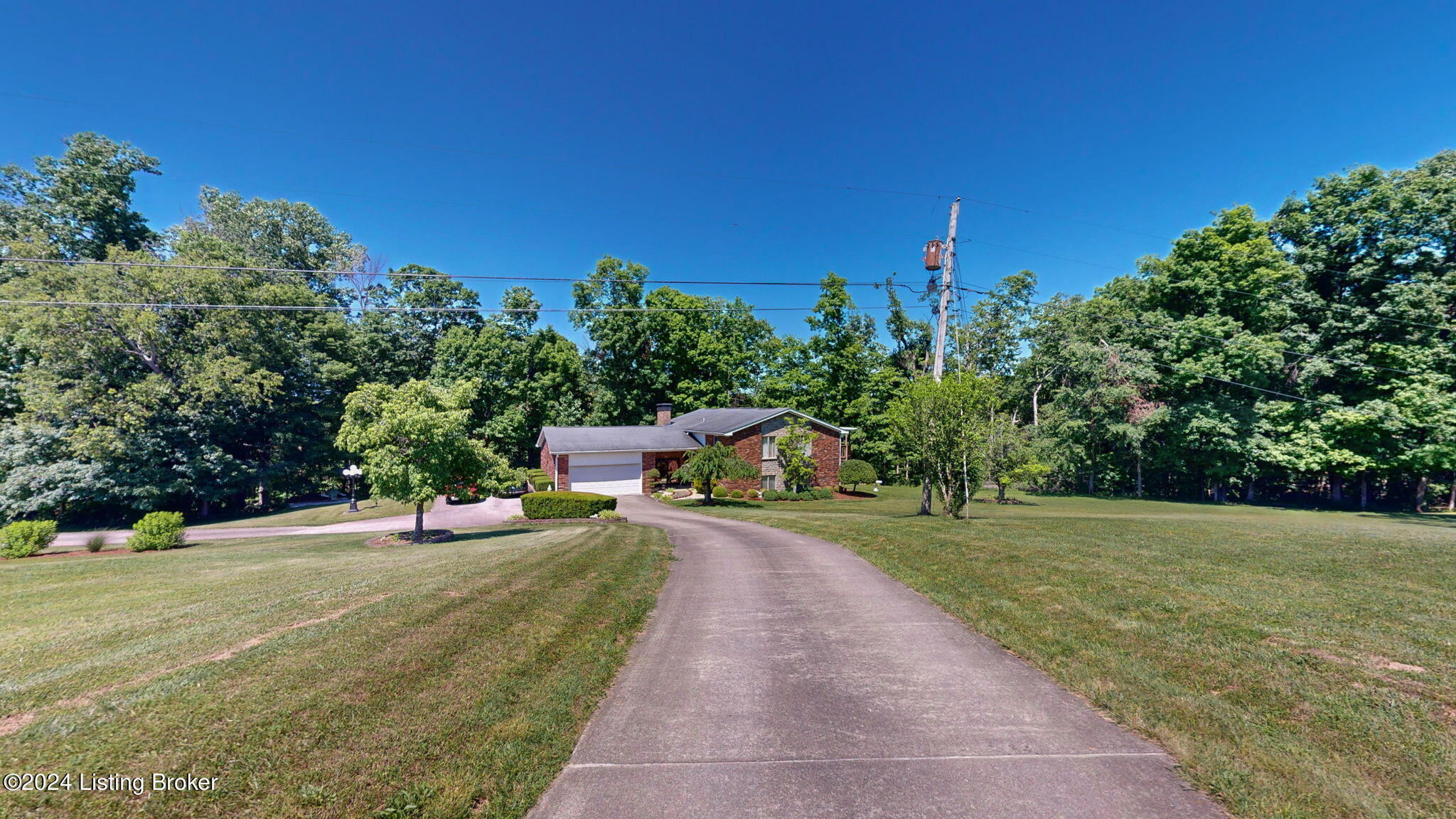 305 Cedar Creek Ln