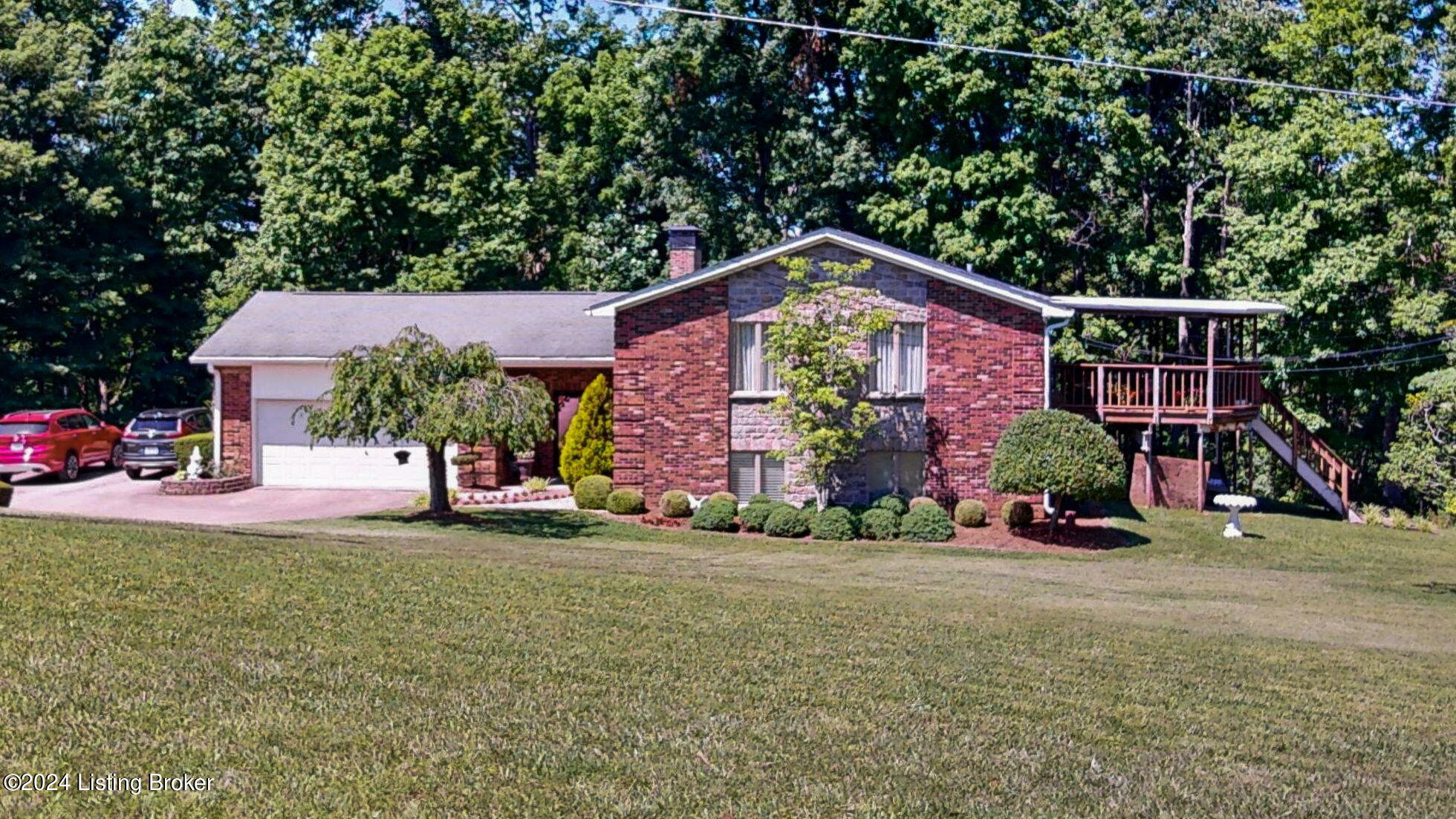305 Cedar Creek Ln