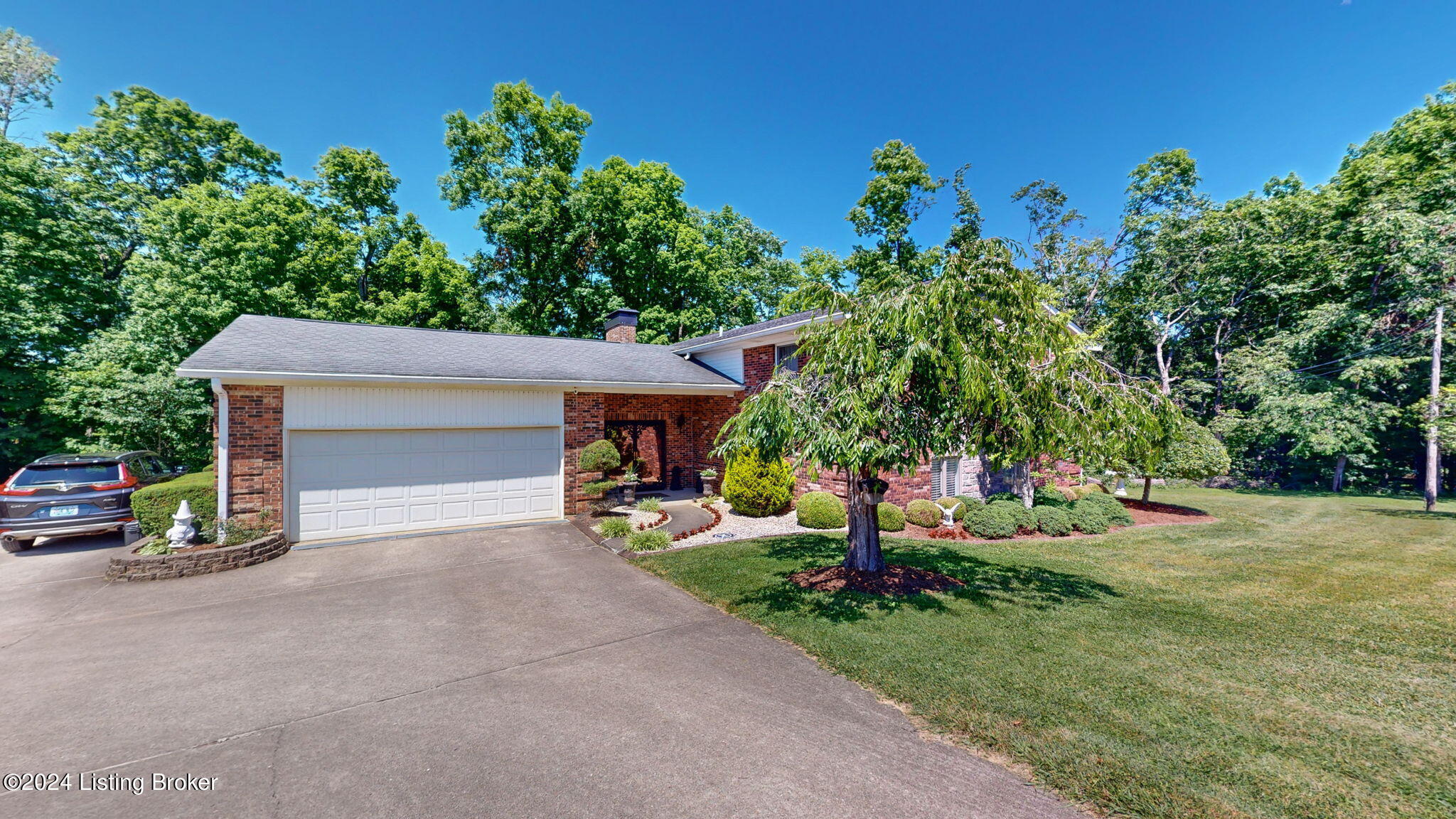 305 Cedar Creek Ln