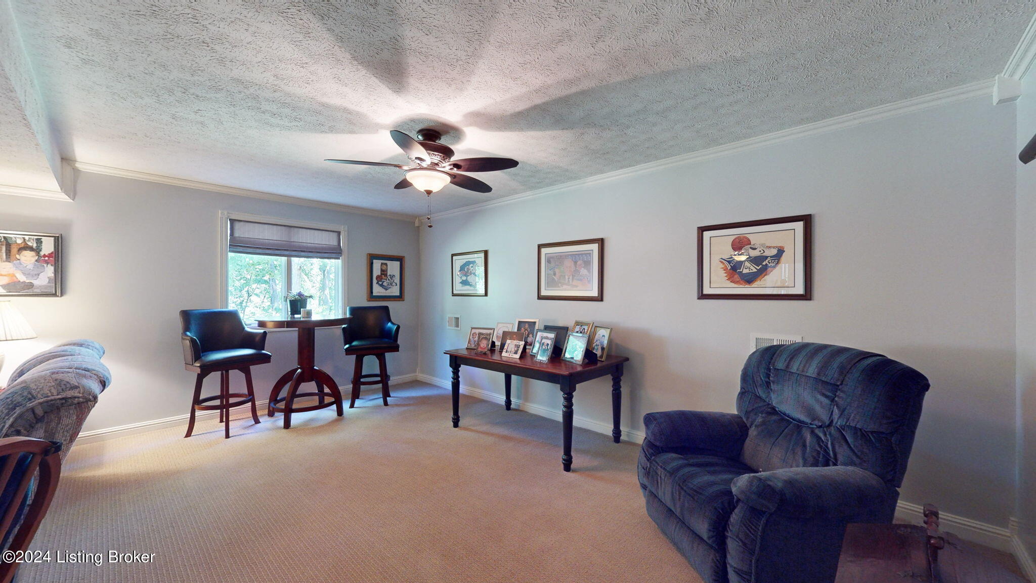 305 Cedar Creek Ln
