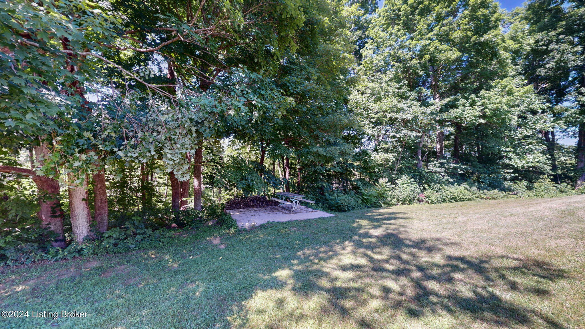 305 Cedar Creek Ln