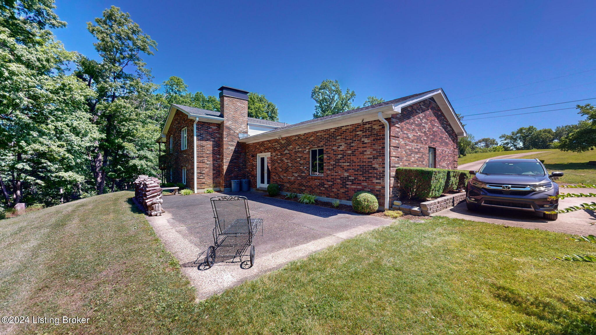 305 Cedar Creek Ln