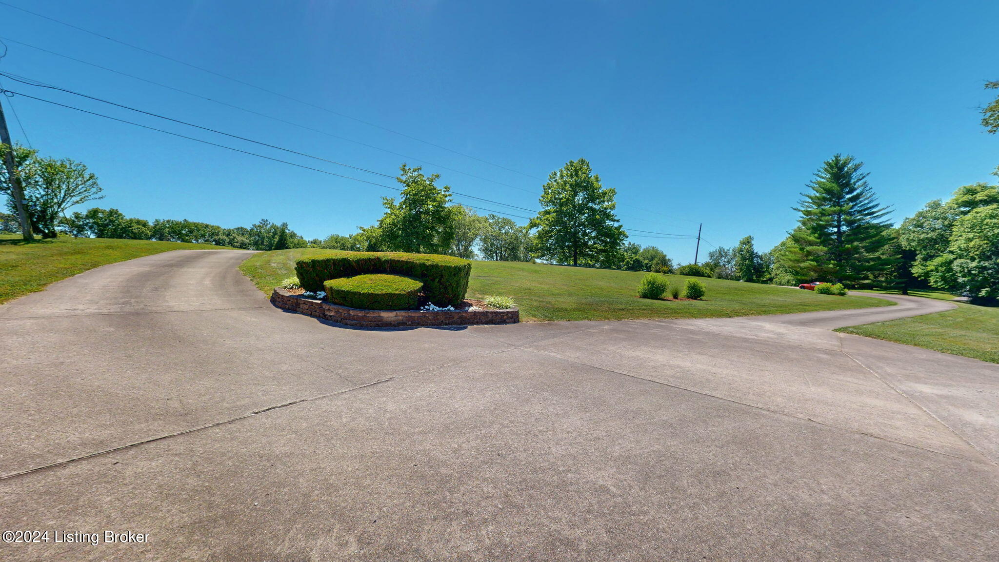 305 Cedar Creek Ln