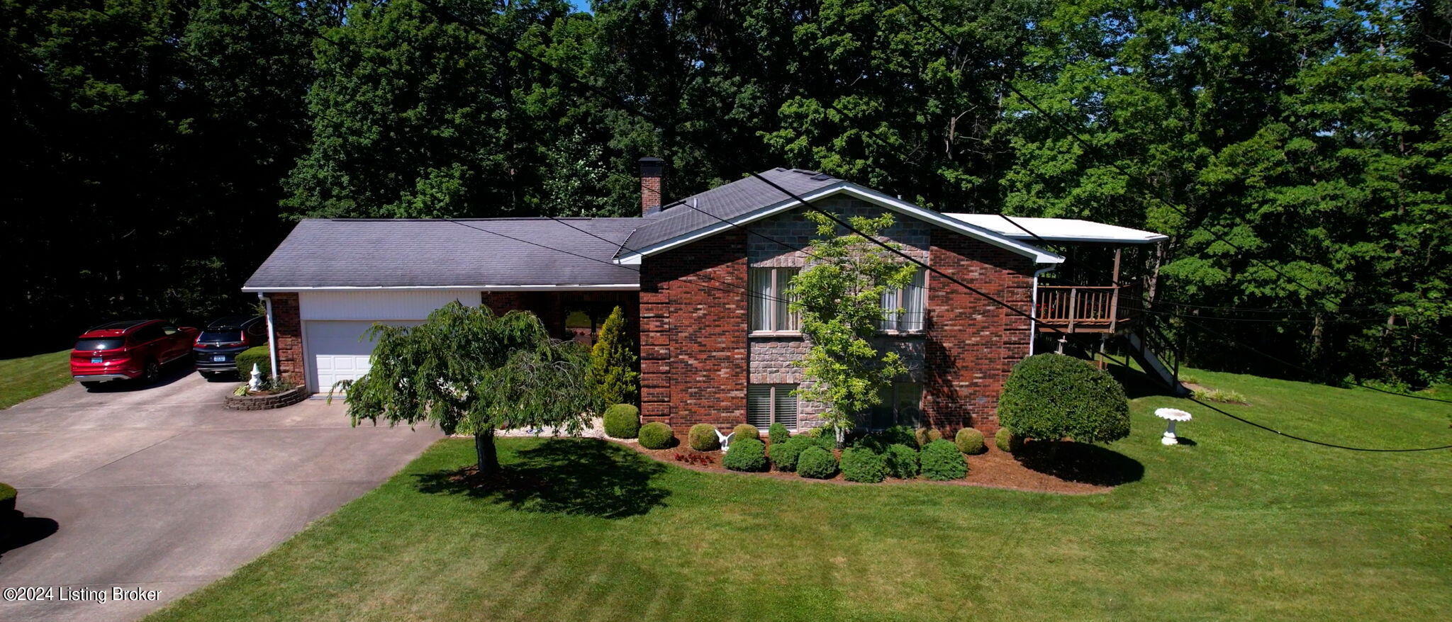 305 Cedar Creek Ln