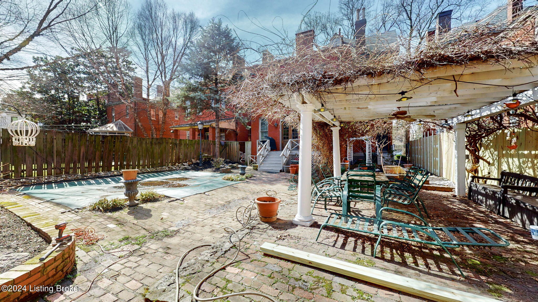 1419 S 4th St