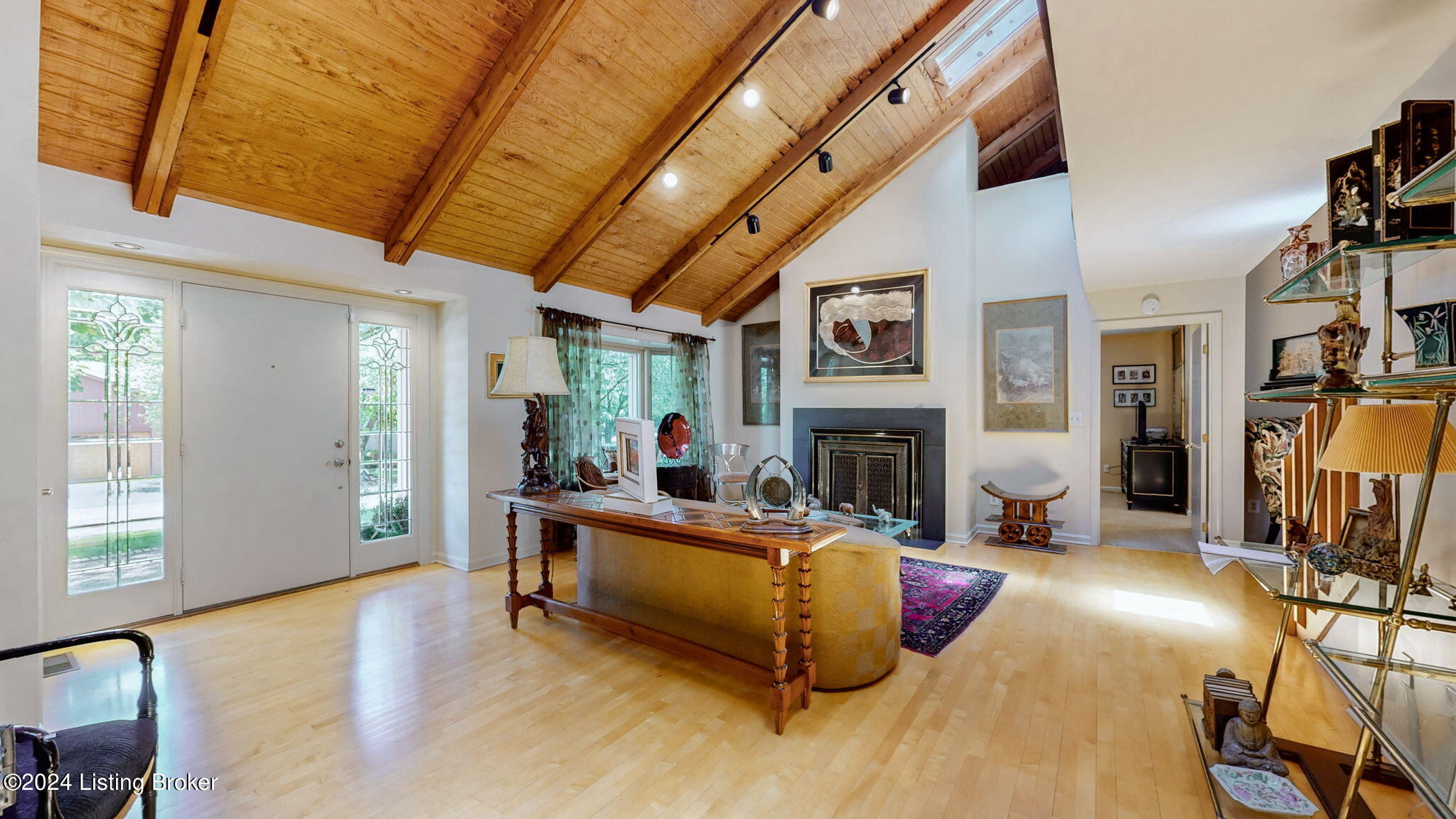 909 Starlite Ct