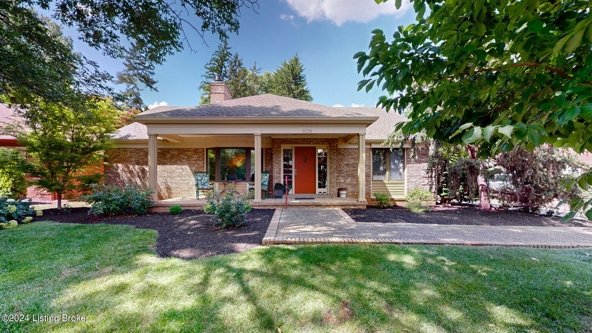 909 Starlite Ct