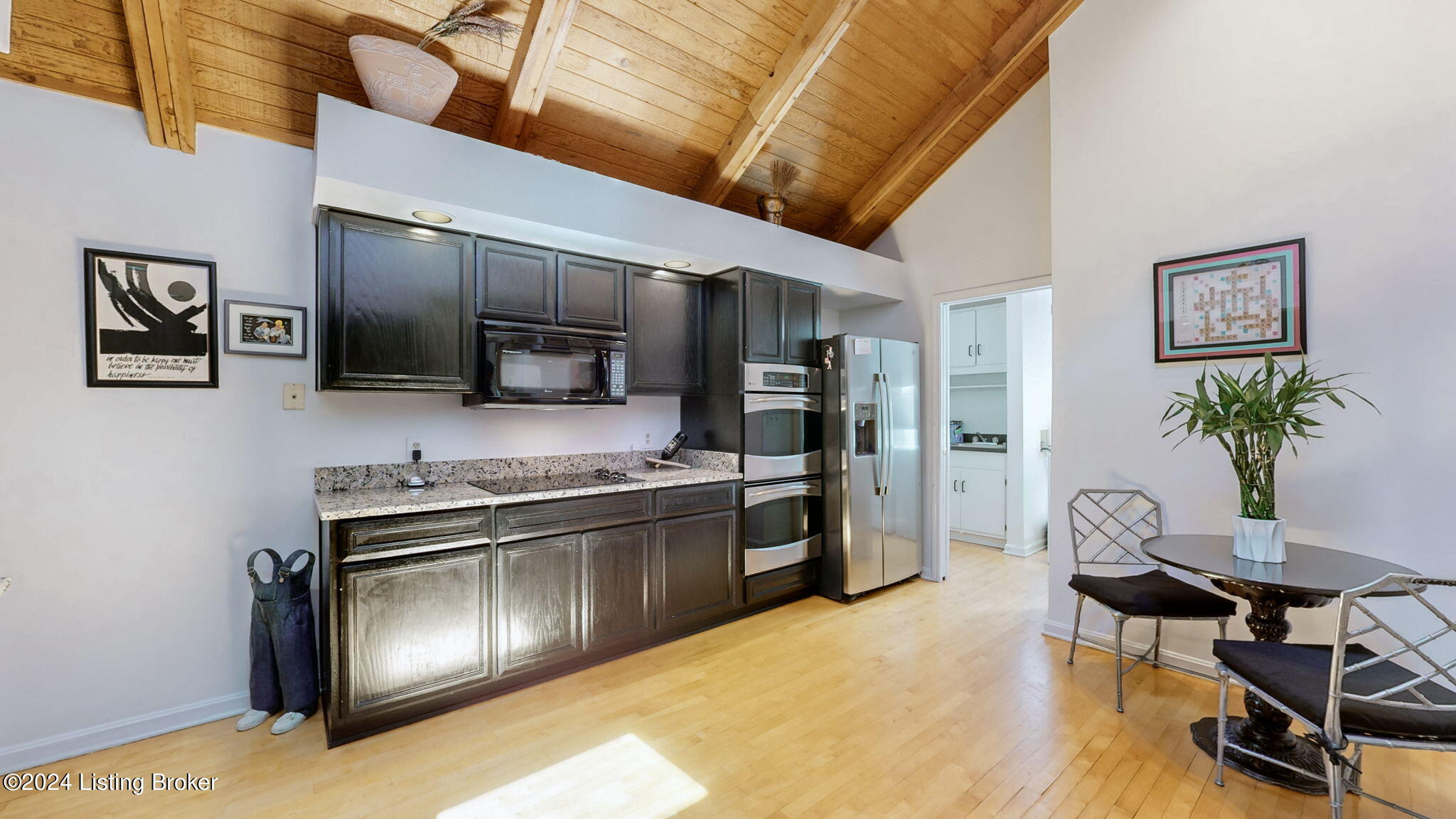 909 Starlite Ct