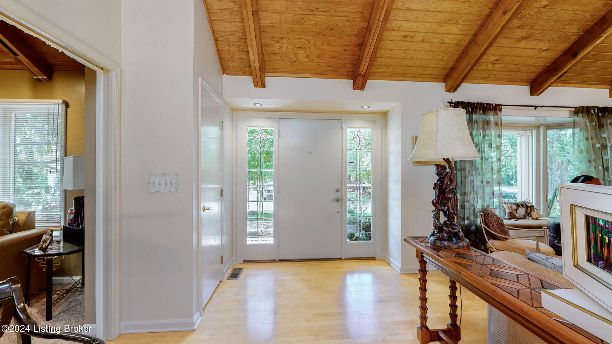 909 Starlite Ct