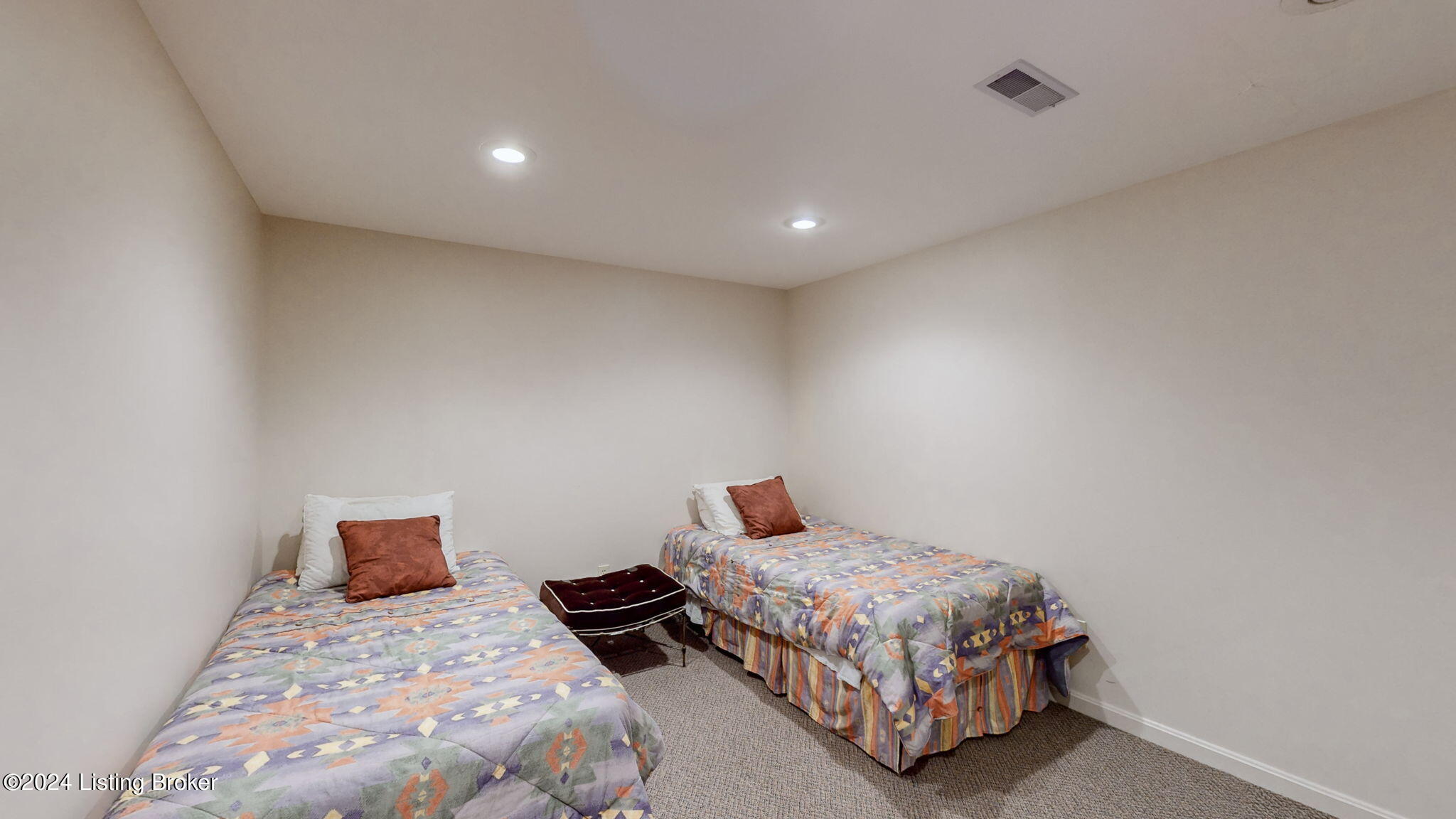 909 Starlite Ct