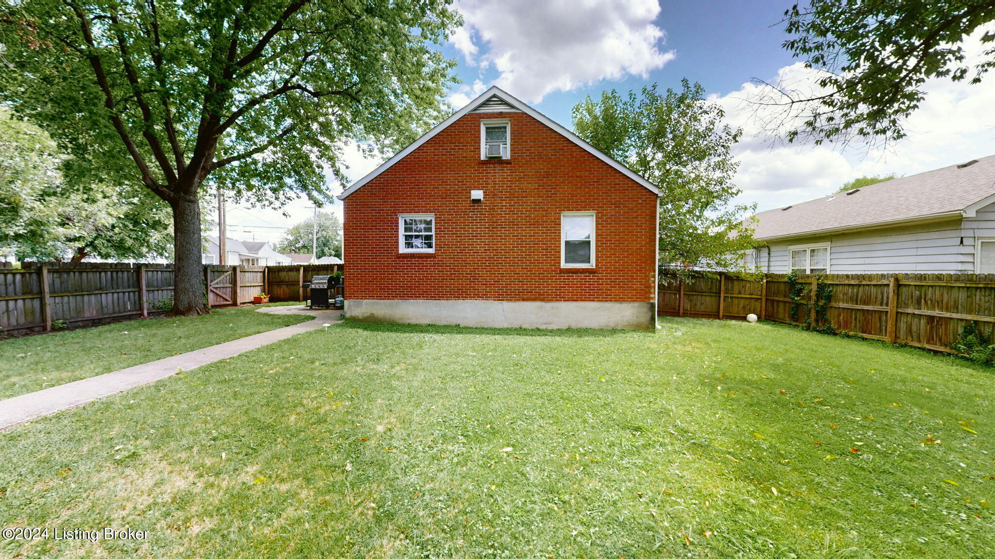 151 Ottawa Ave