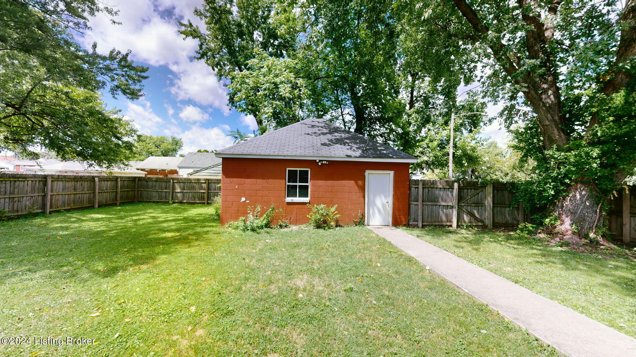 151 Ottawa Ave