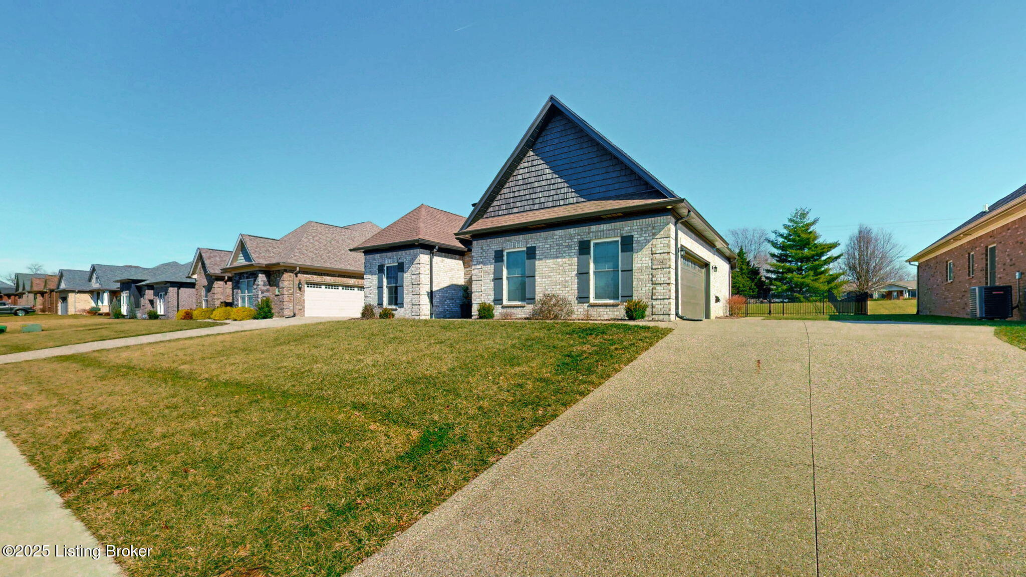 194 Alfred Ln