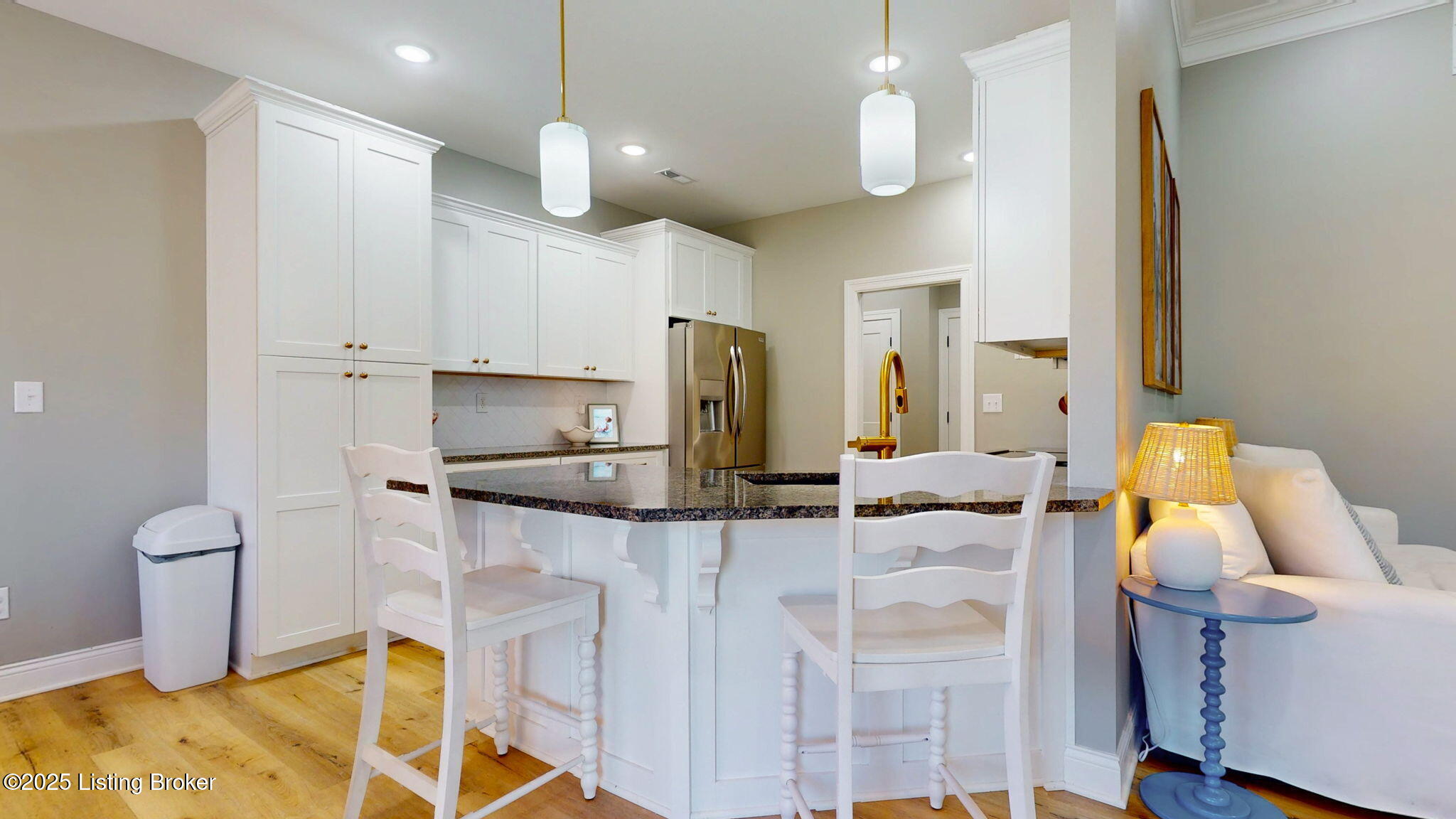 194 Alfred Ln