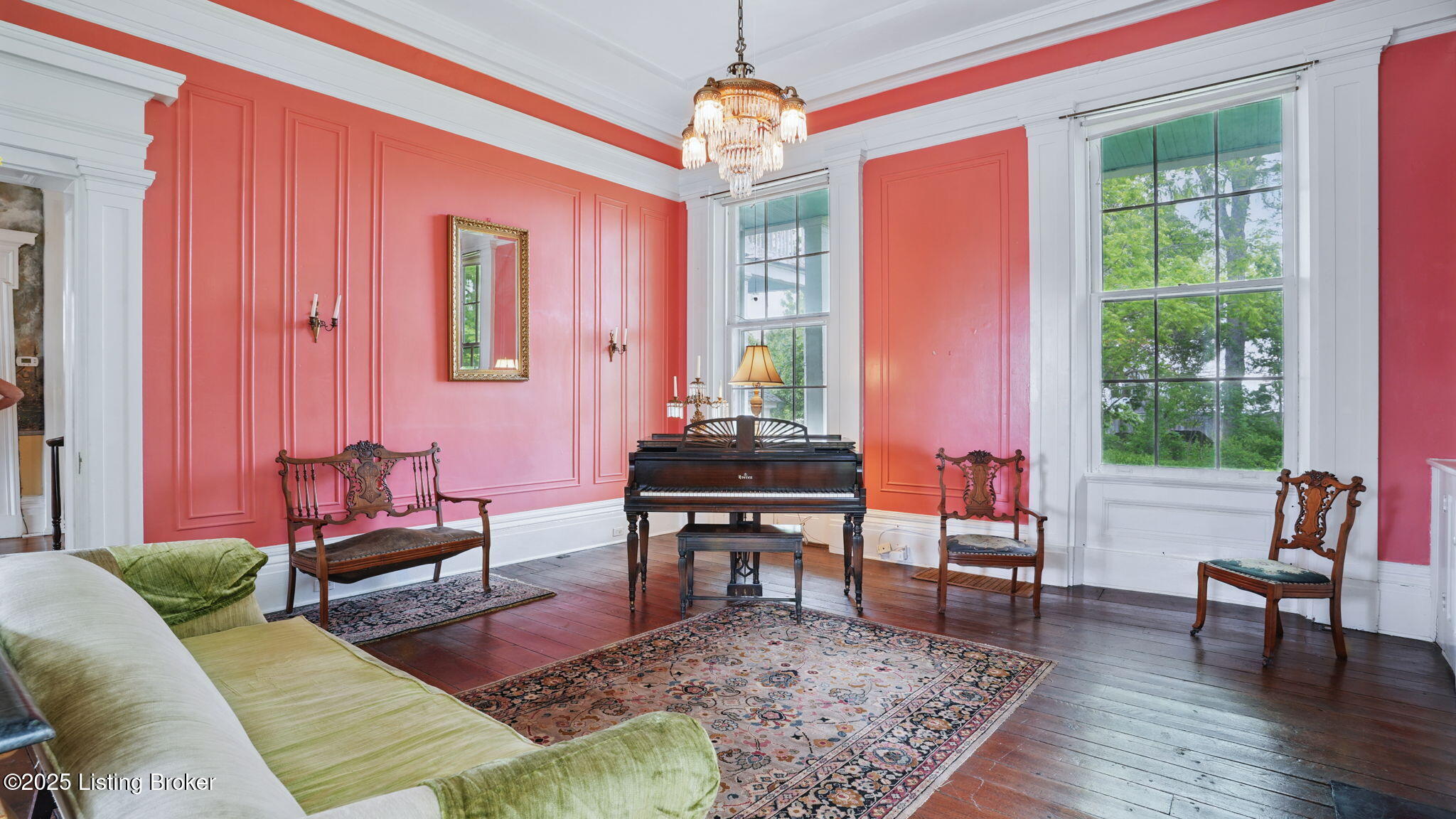 316 E Cross Main St