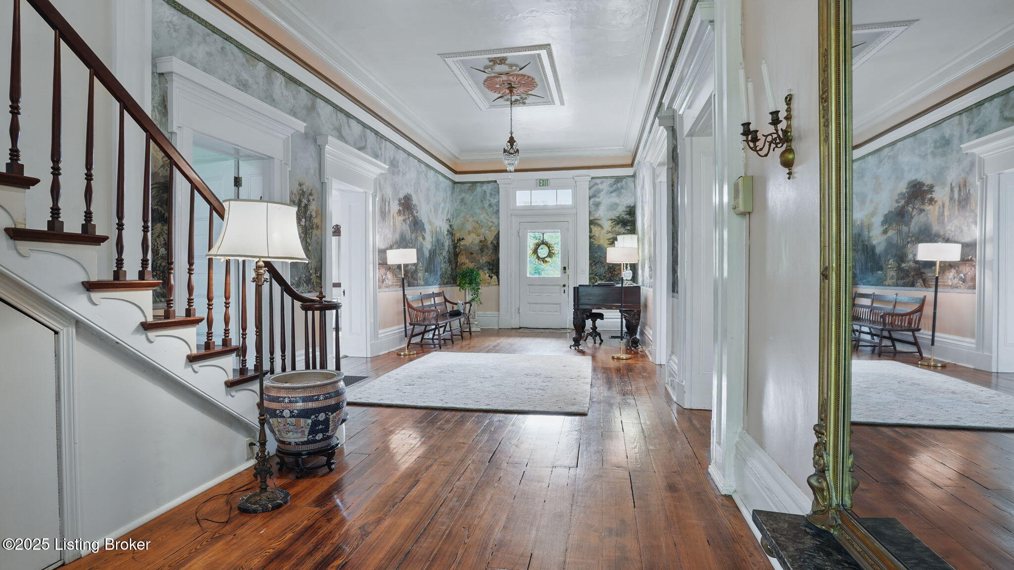 316 E Cross Main St