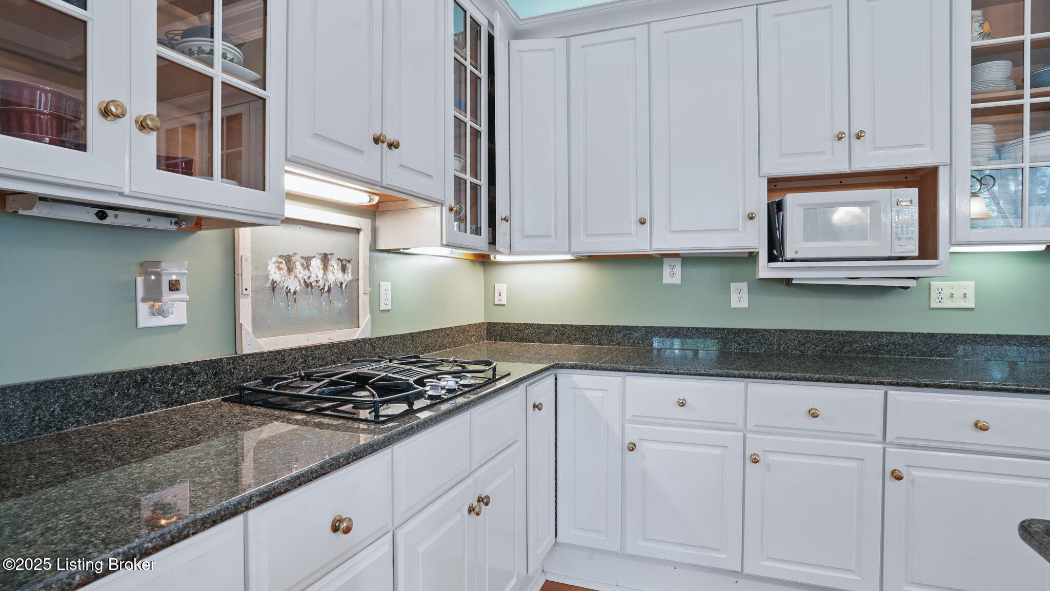 316 E Cross Main St