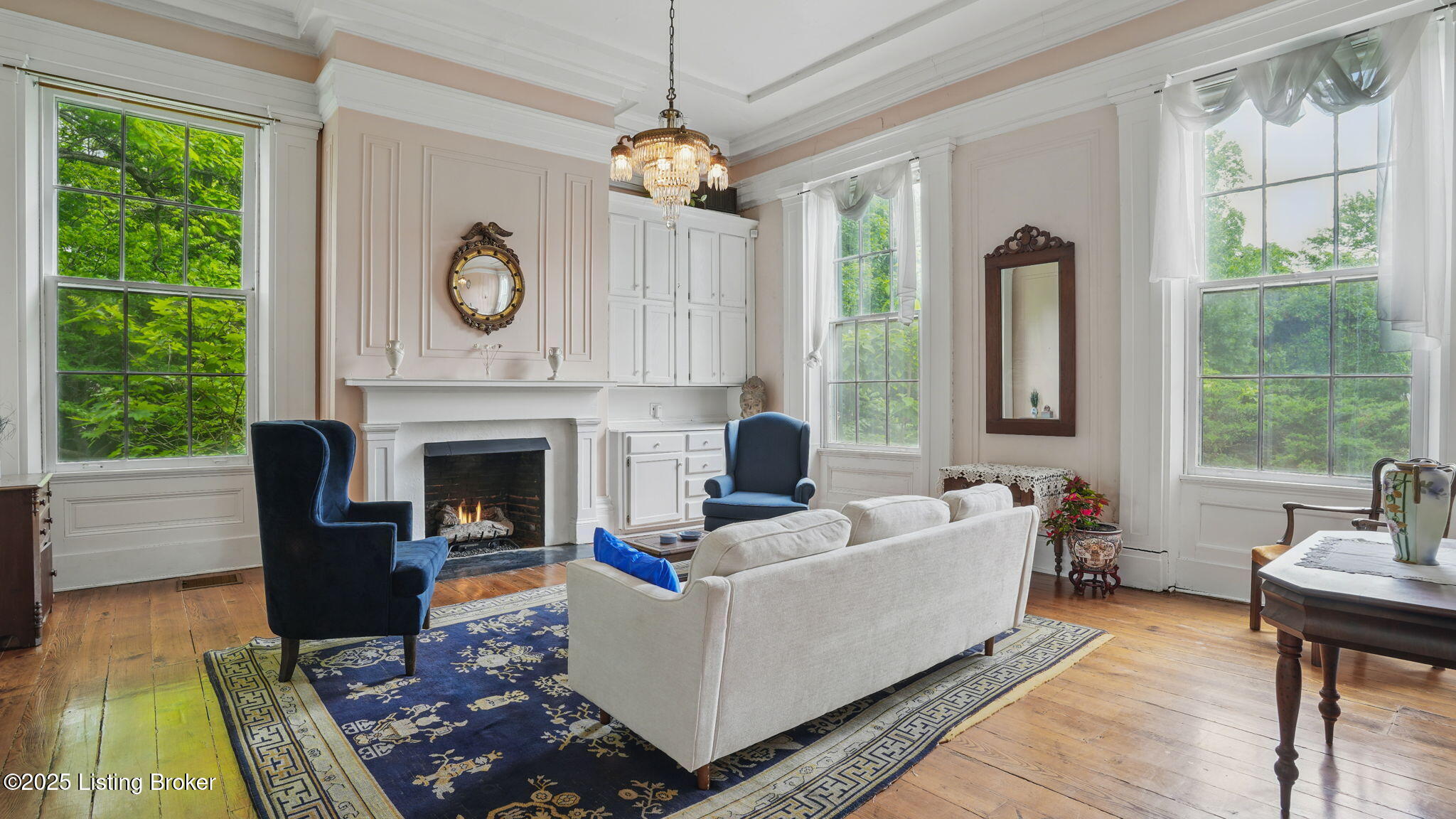 316 E Cross Main St