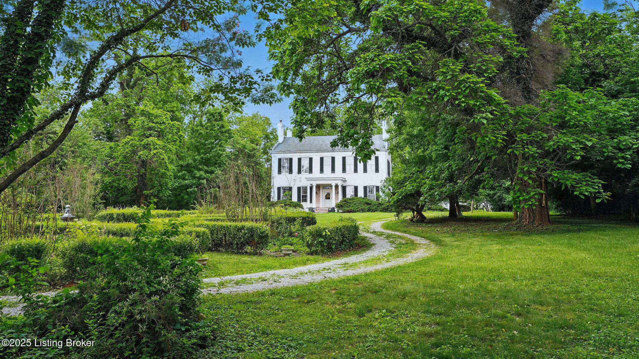 316 E Cross Main St