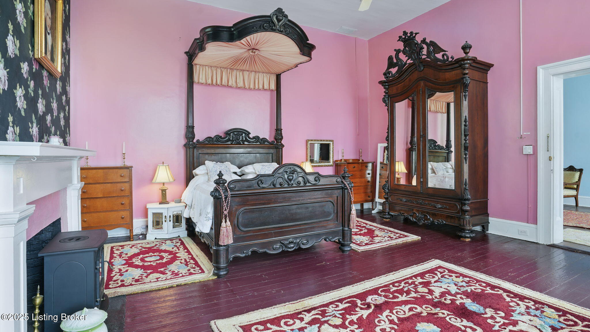 316 E Cross Main St