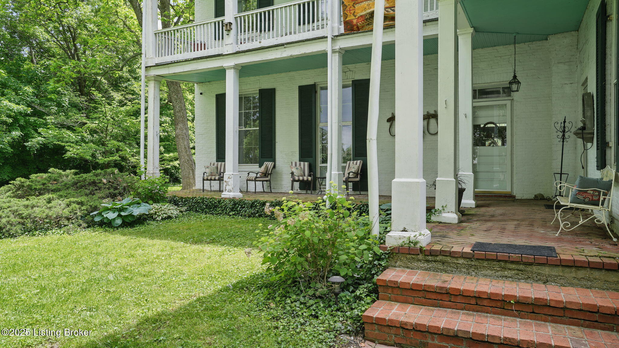 316 E Cross Main St