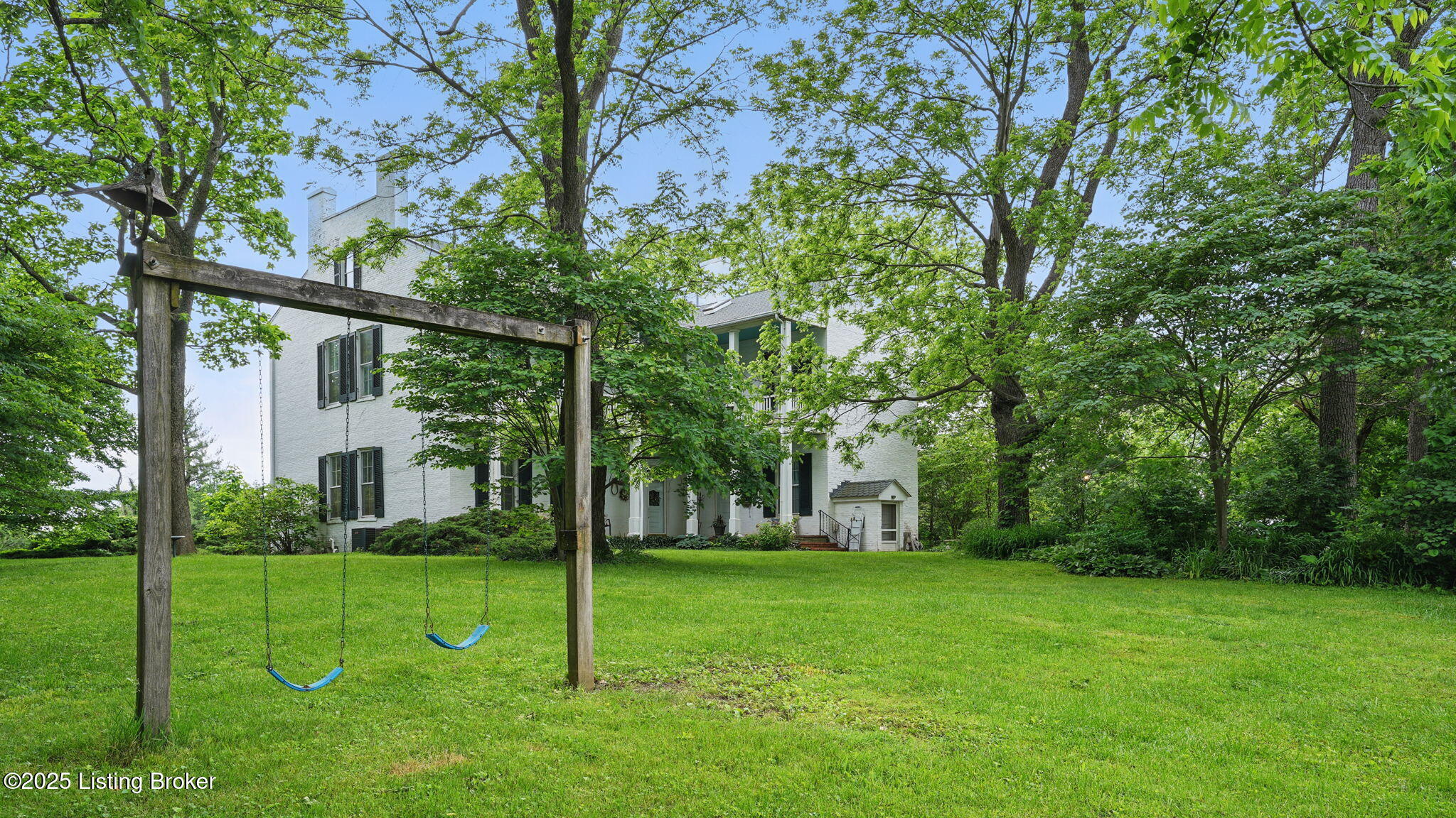 316 E Cross Main St