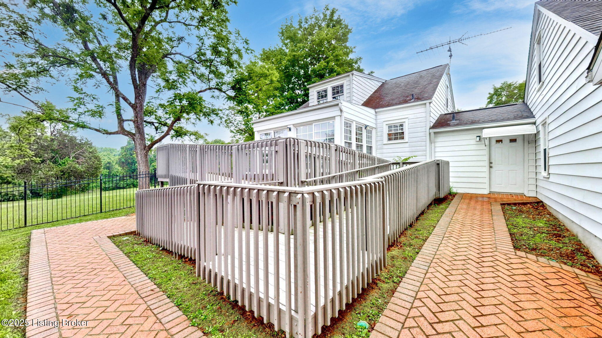 5801 Billtown Rd