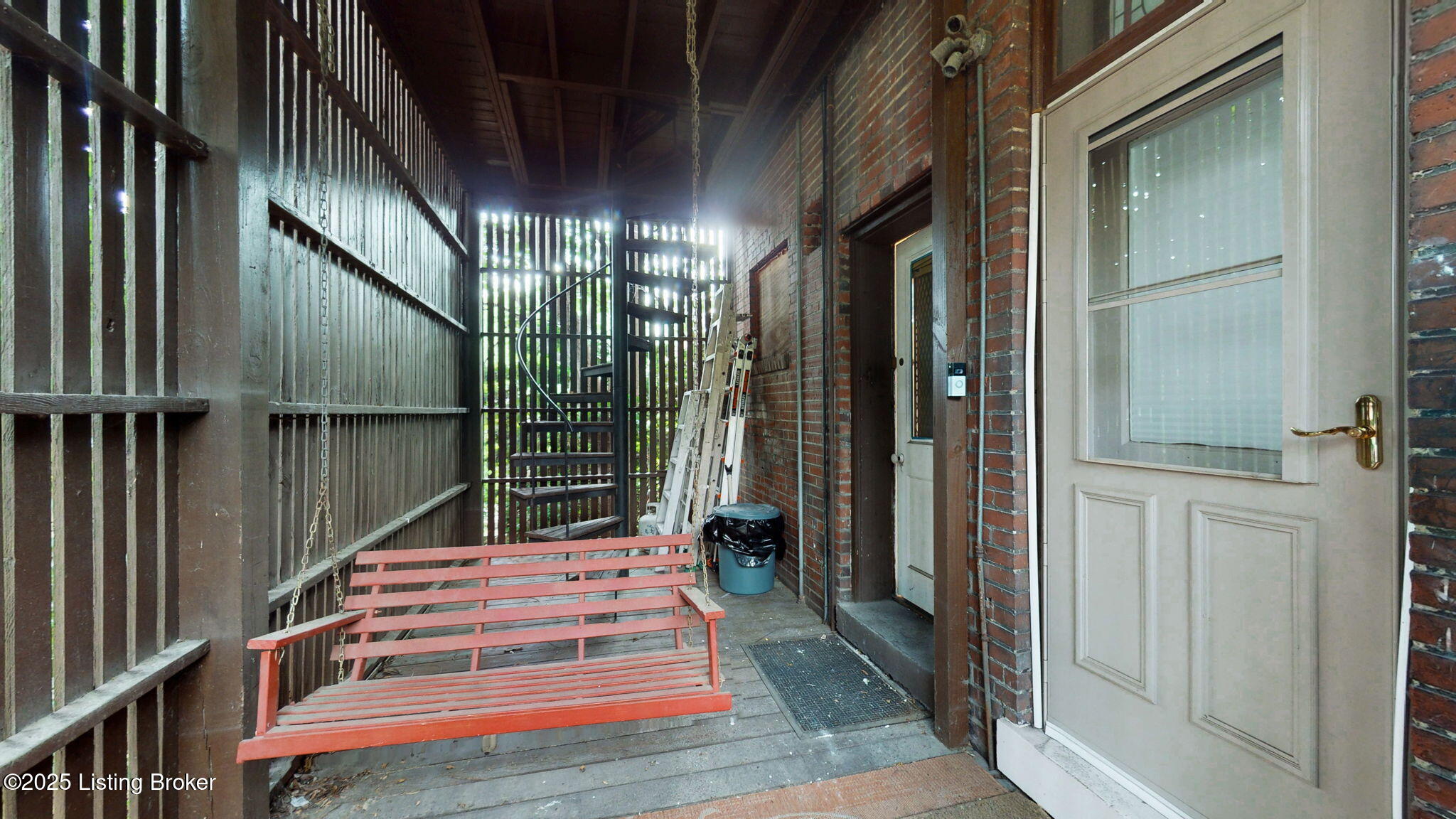 1411 Saint James Ct APT 2