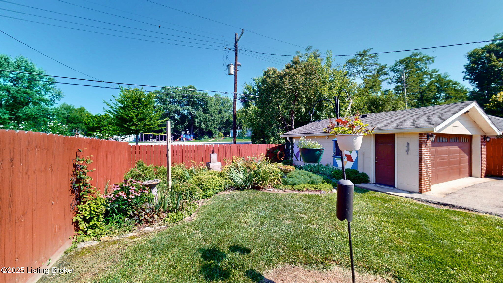 2303 Manchester Rd