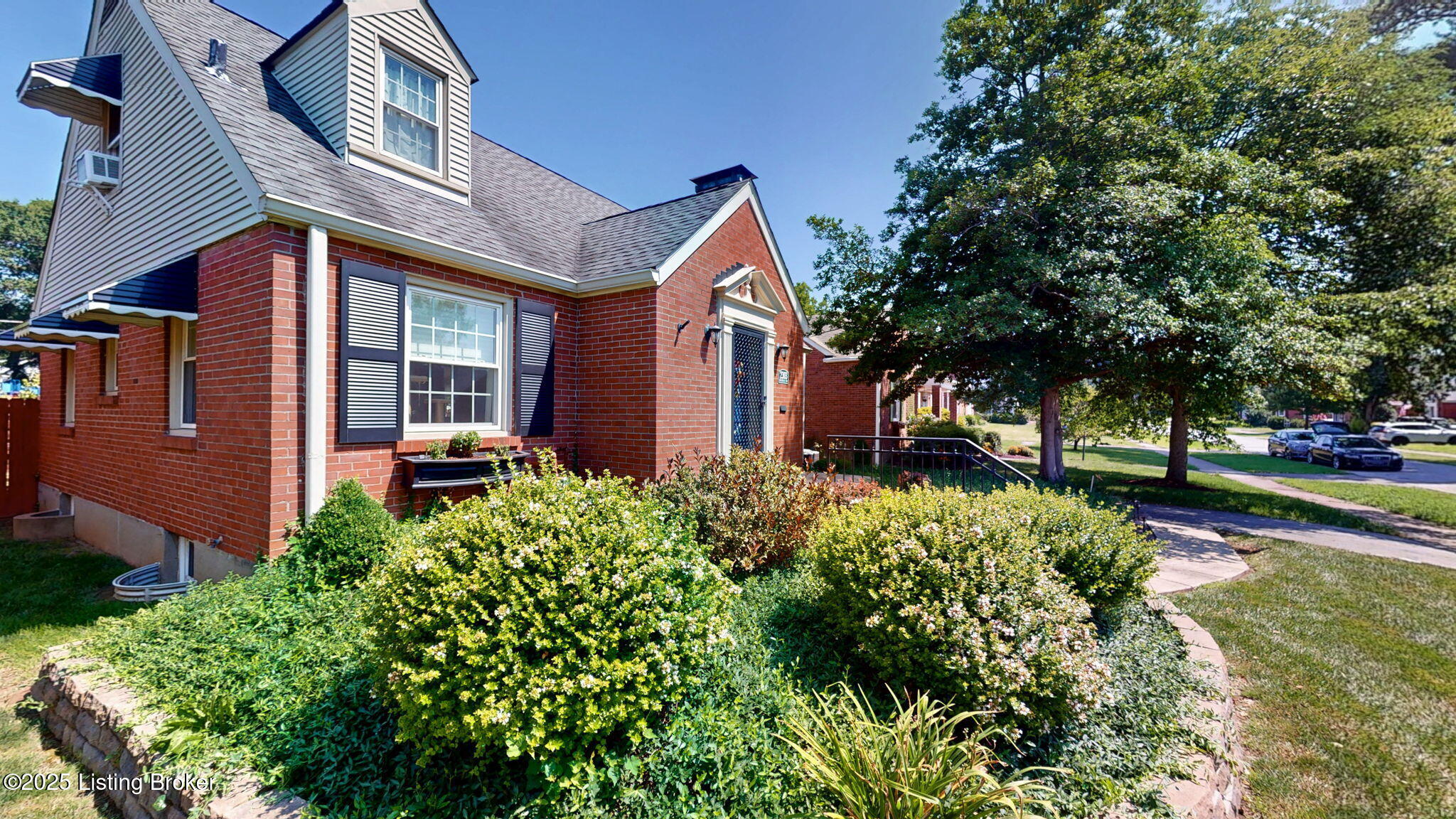 2303 Manchester Rd